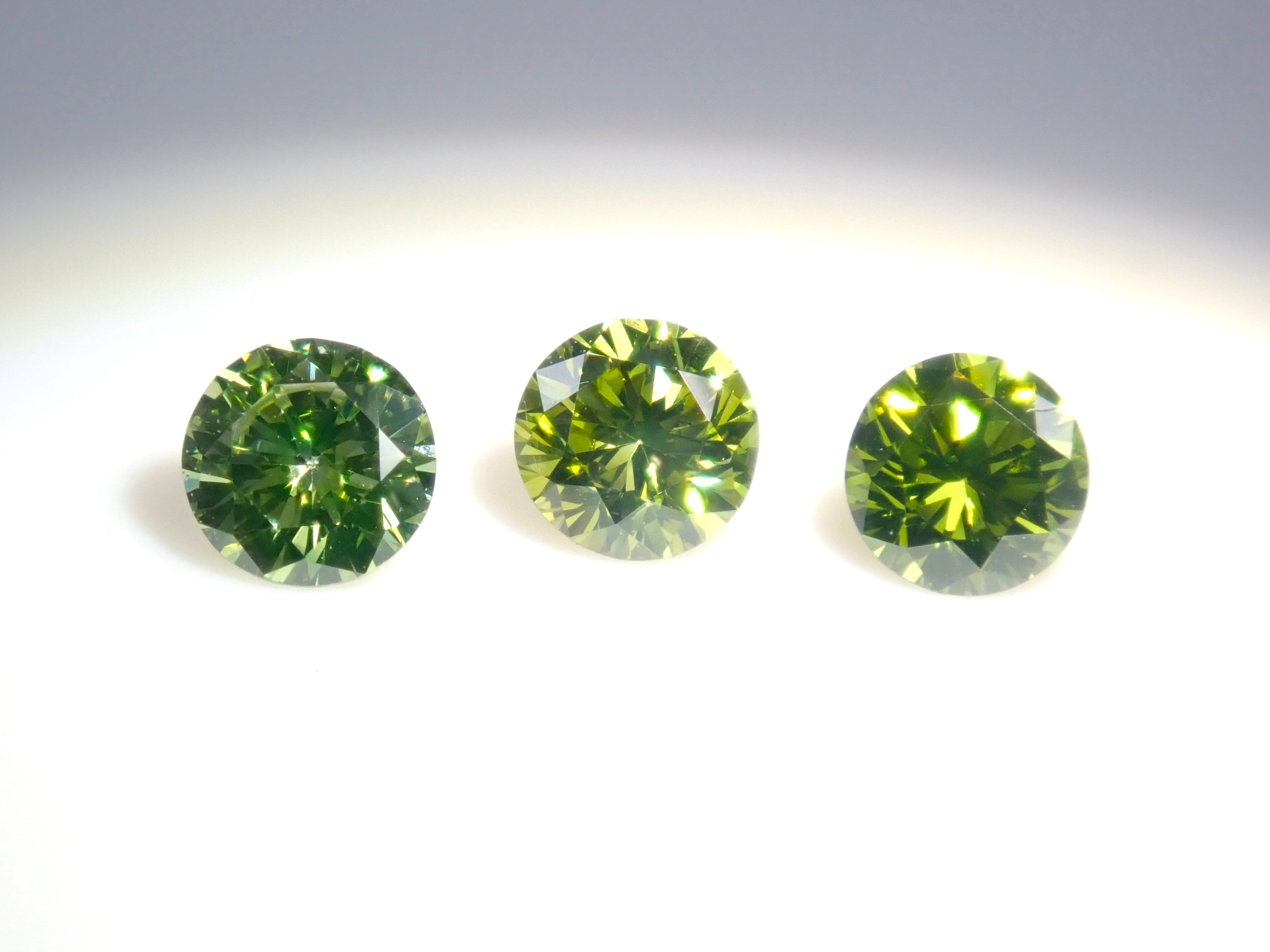 Limited to 3 stones: 1 peridot green diamond loose stone (treated, 3mm, VS class, Chuho sorting) Multiple purchase discounts available