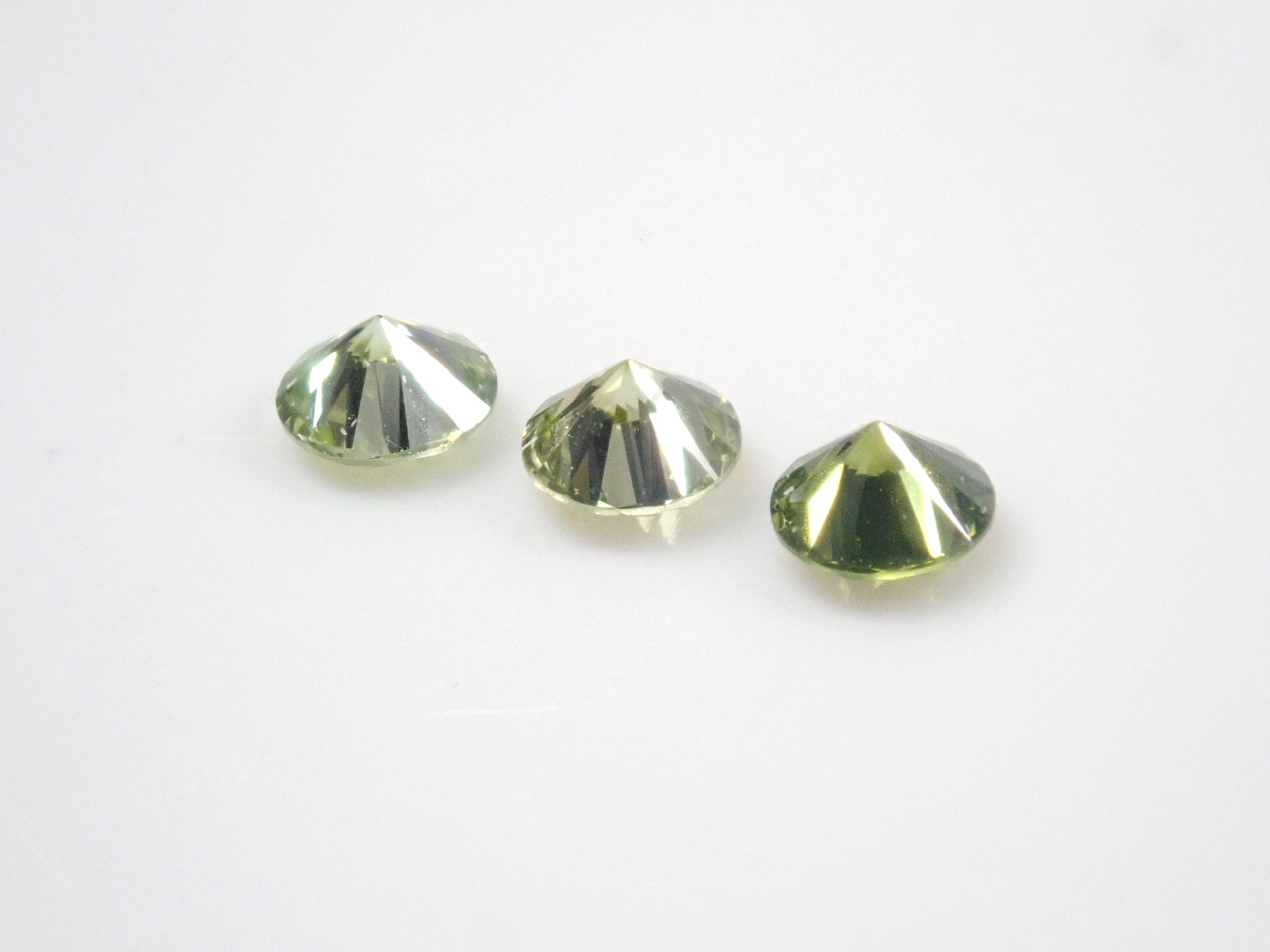 Limited to 3 stones: 1 peridot green diamond loose stone (treated, 3mm, VS class, Chuho sorting) Multiple purchase discounts available