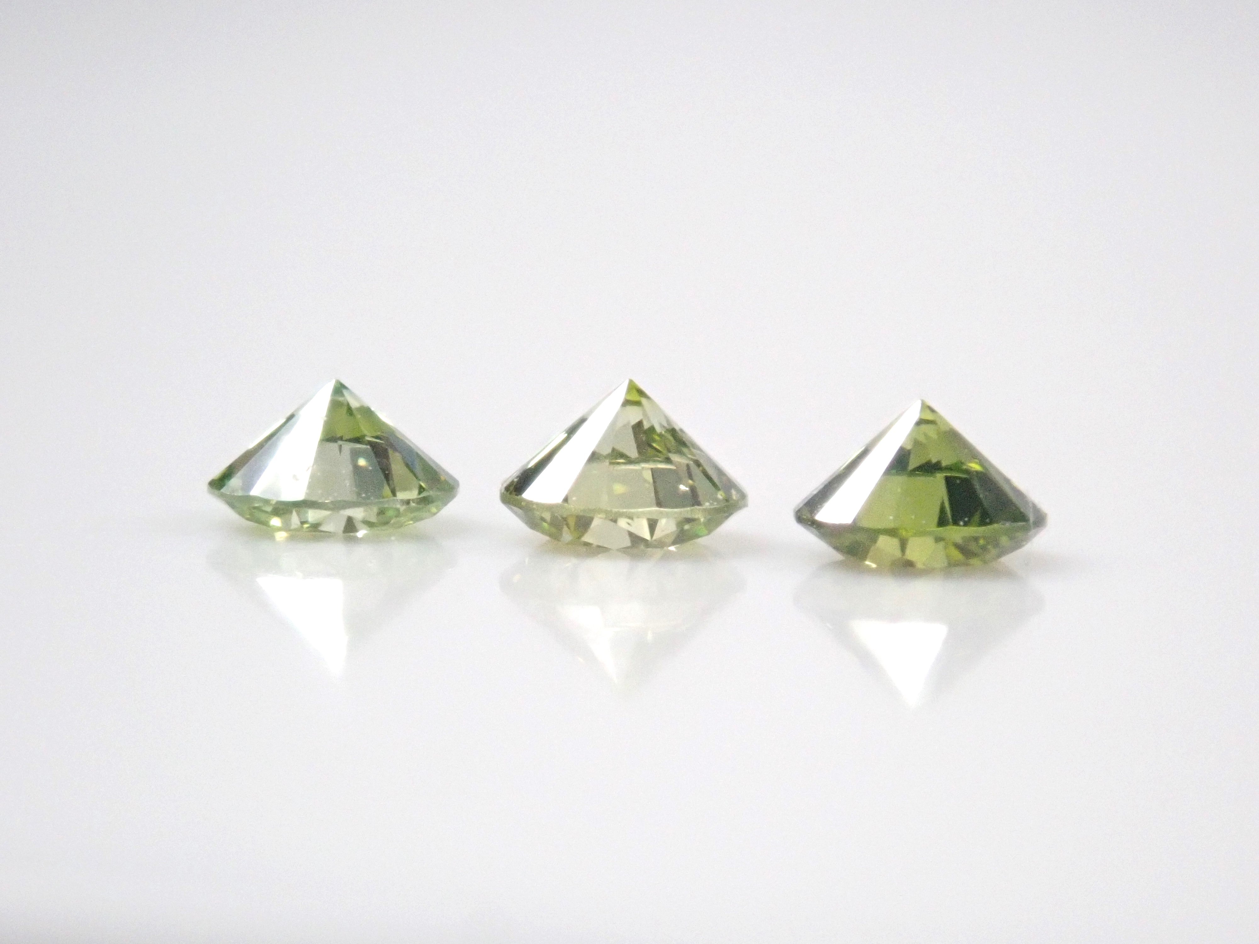 Limited to 3 stones: 1 peridot green diamond loose stone (treated, 3mm, VS class, Chuho sorting) Multiple purchase discounts available