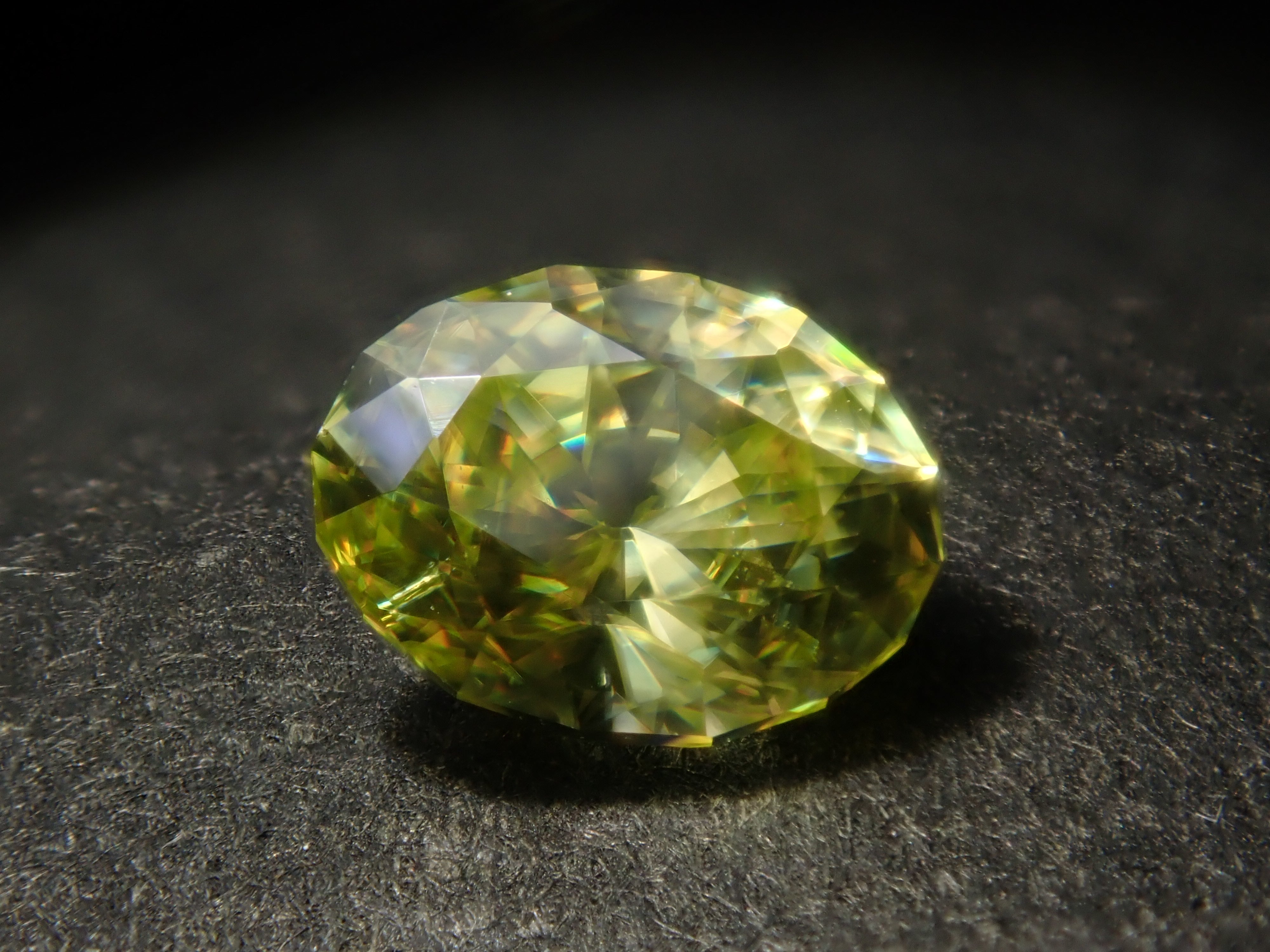[Available at 10 PM on August 2nd] [Limited to 6 stones] Zimbabwean sphene loose stone [Multiple purchase discounts available]
