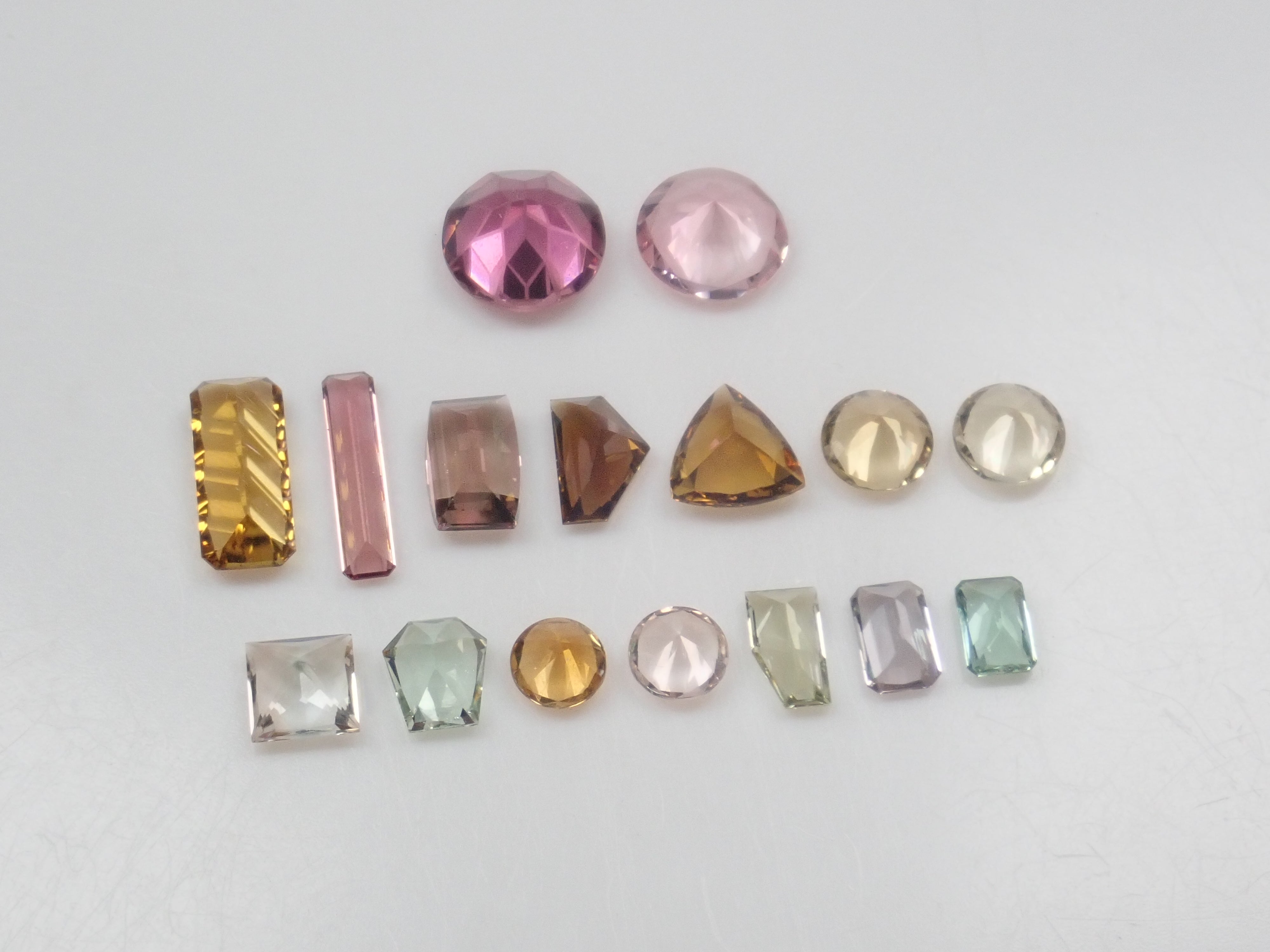 [On sale at 10 PM on September 9th] [Limited to 16 stones] Specially cut tourmaline gacha, 1 loose stone [Multiple purchase discounts available]