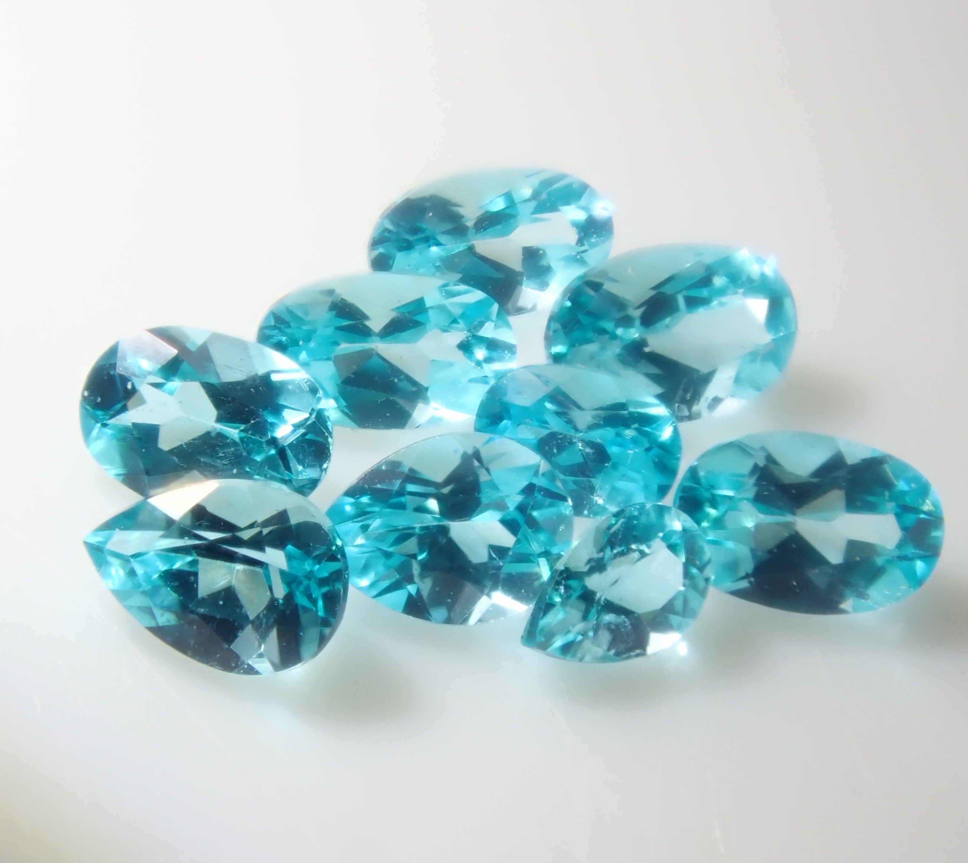 正に南国の海のネオンです!★ブラジルバターリャパライバトルマリン★オーダー受付中 限定9石》ブラジル産パライバトルマリン1石ルース（バターリャ鉱山