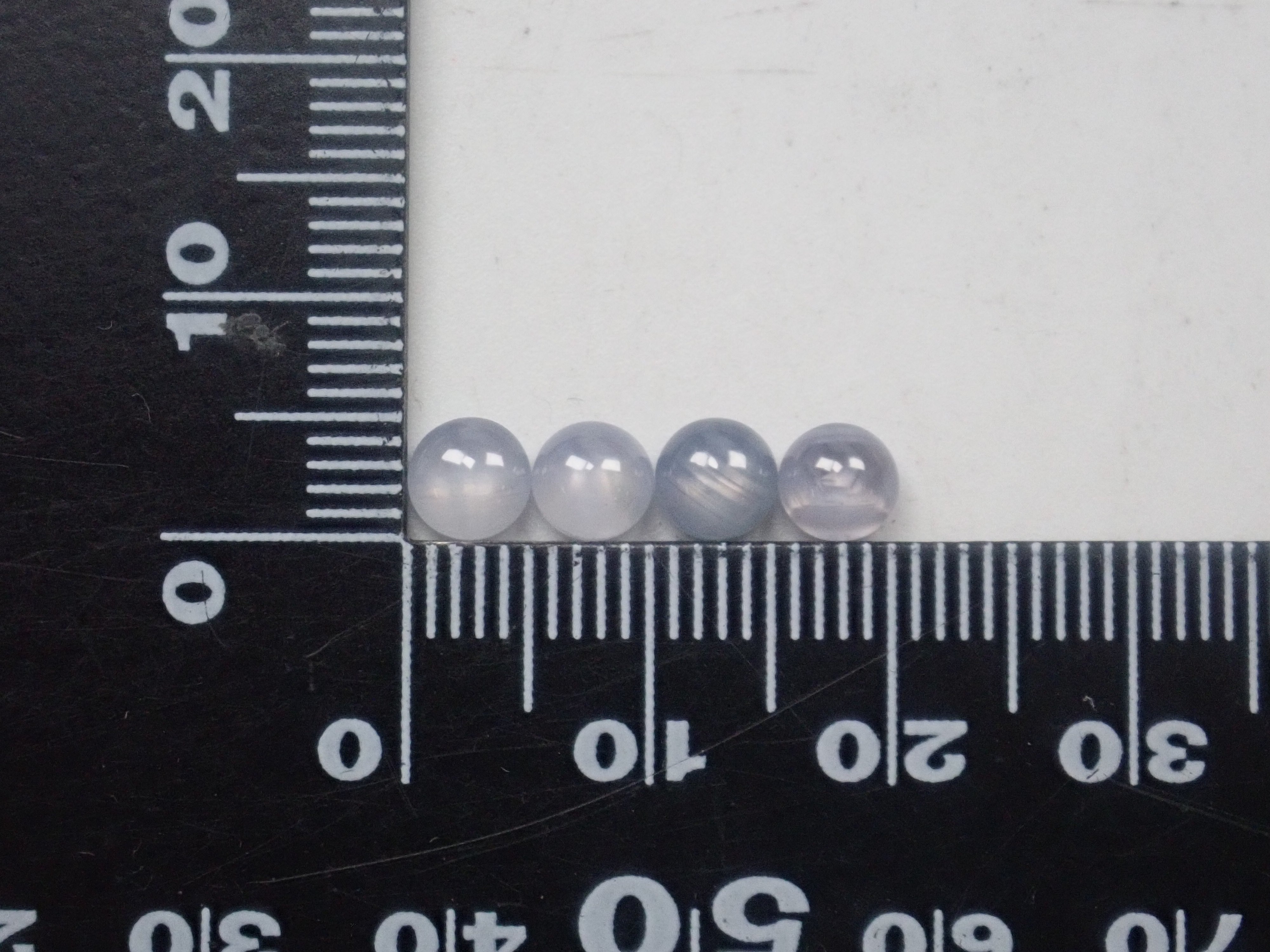 [On sale at 10pm on 6/22] {Limited to 8 stones} 1 loose star sapphire from Sri Lanka (5mm, round cabochon cut) {Multiple purchase discounts available}