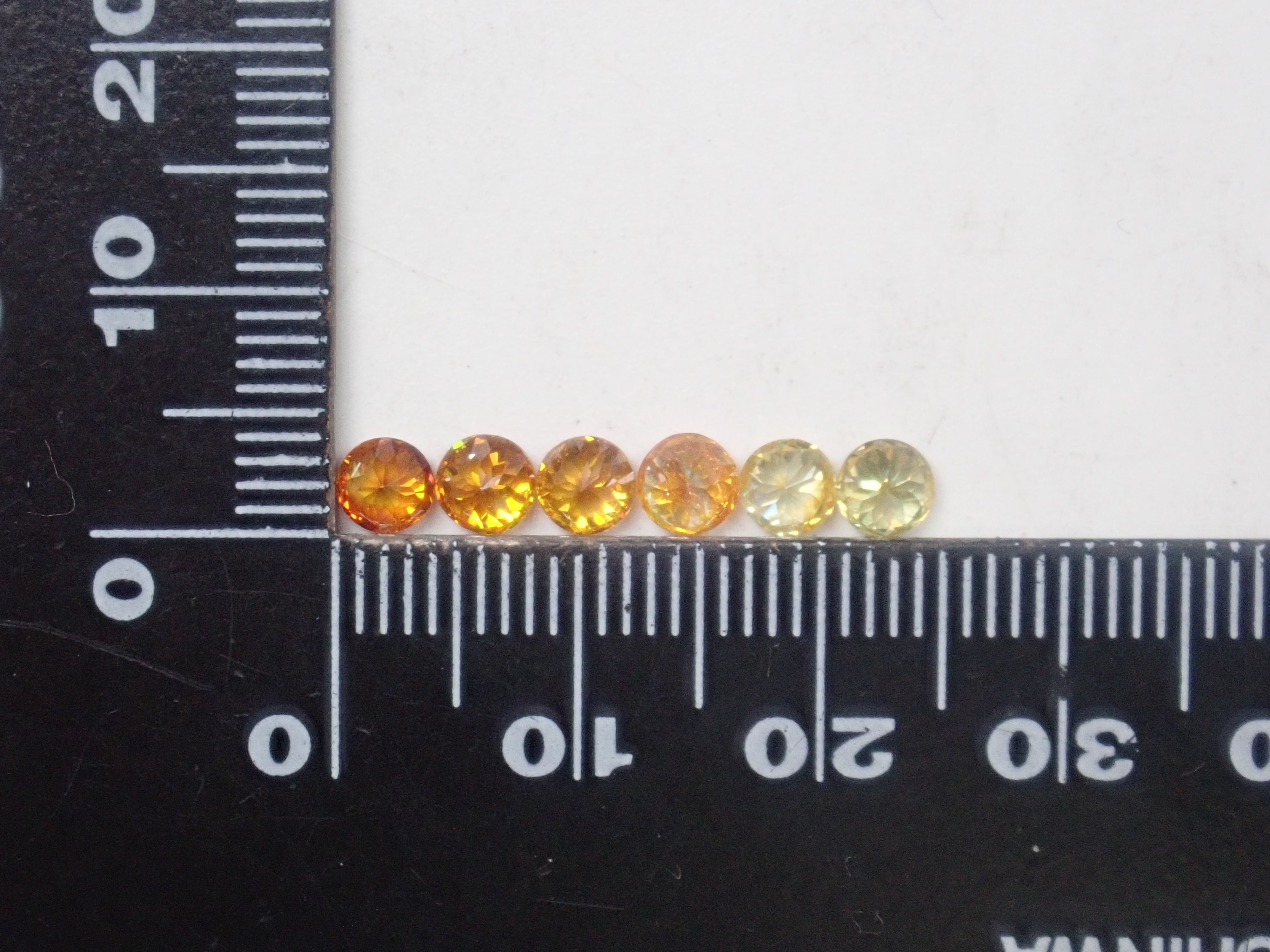 Spanish Sphalerite 1 stone loose (round cut, 4mm) {Multiple purchase discount available}