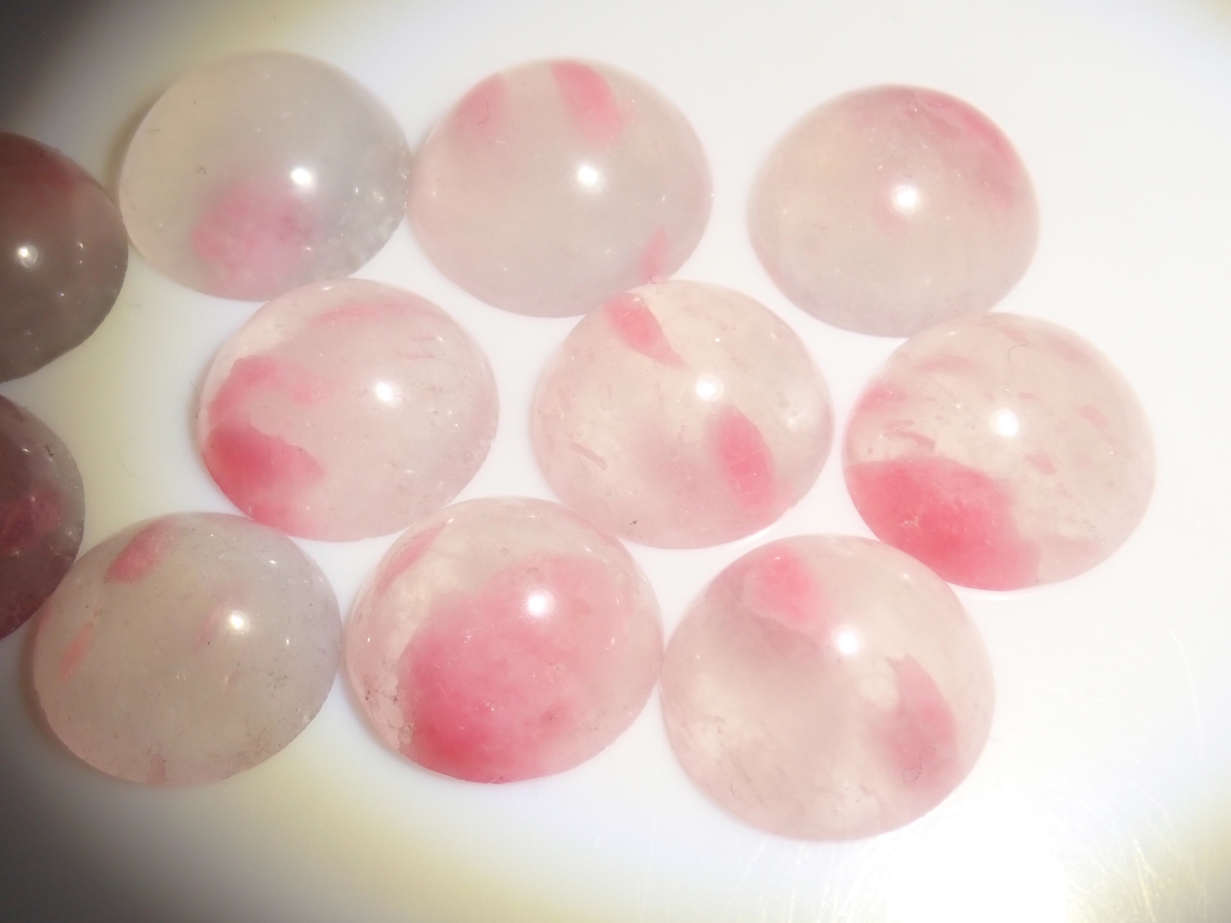 【5/18 22時販売】《限定11石》ブラジル産ロードナイトインクォーツ（カボション,7.5-8.5mm）1石ルース《複数購入割引有》