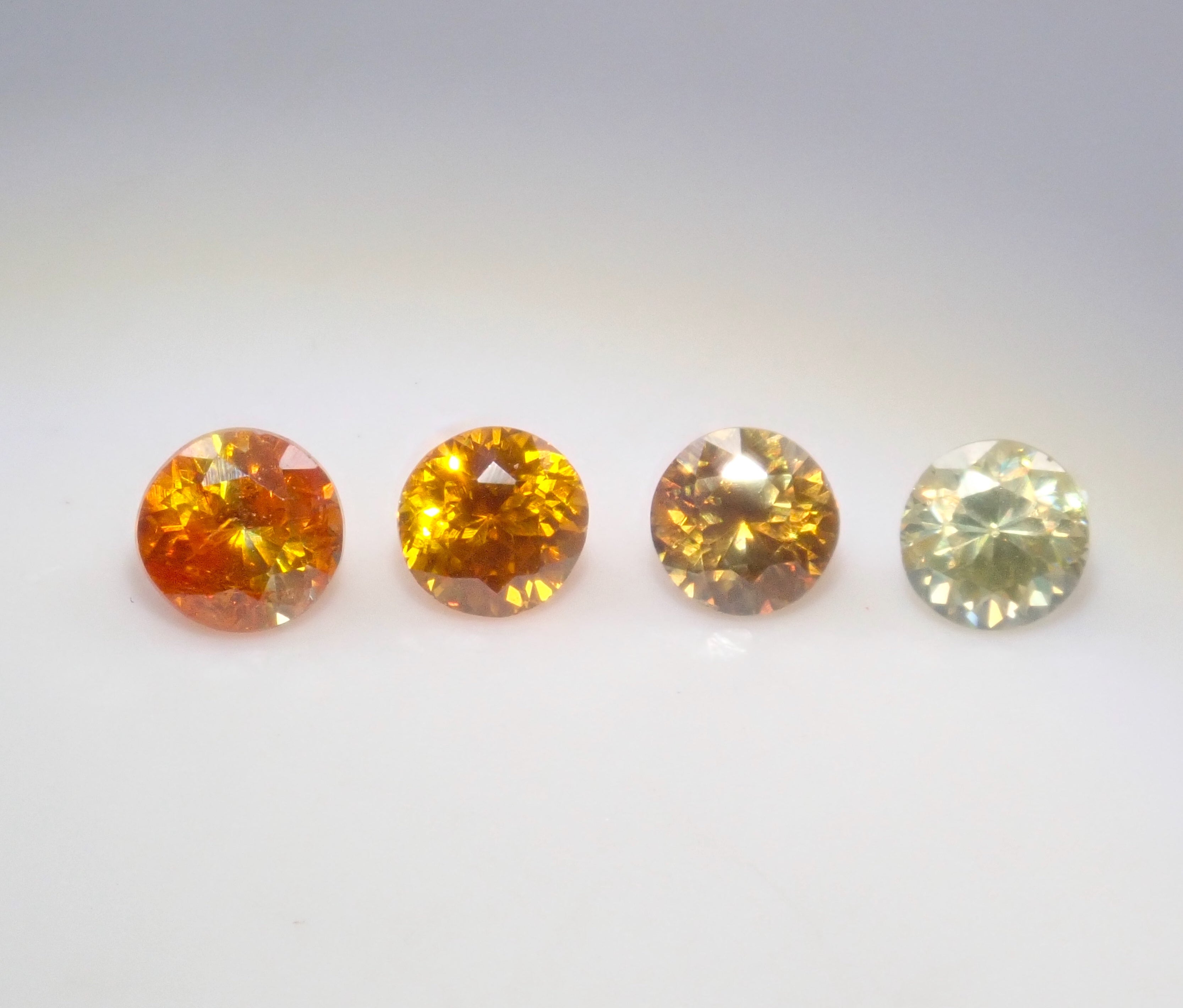 Limited to 4 stones: 1 loose sphalerite stone from Spain (round cut, 3.5mm) Multiple purchase discounts available