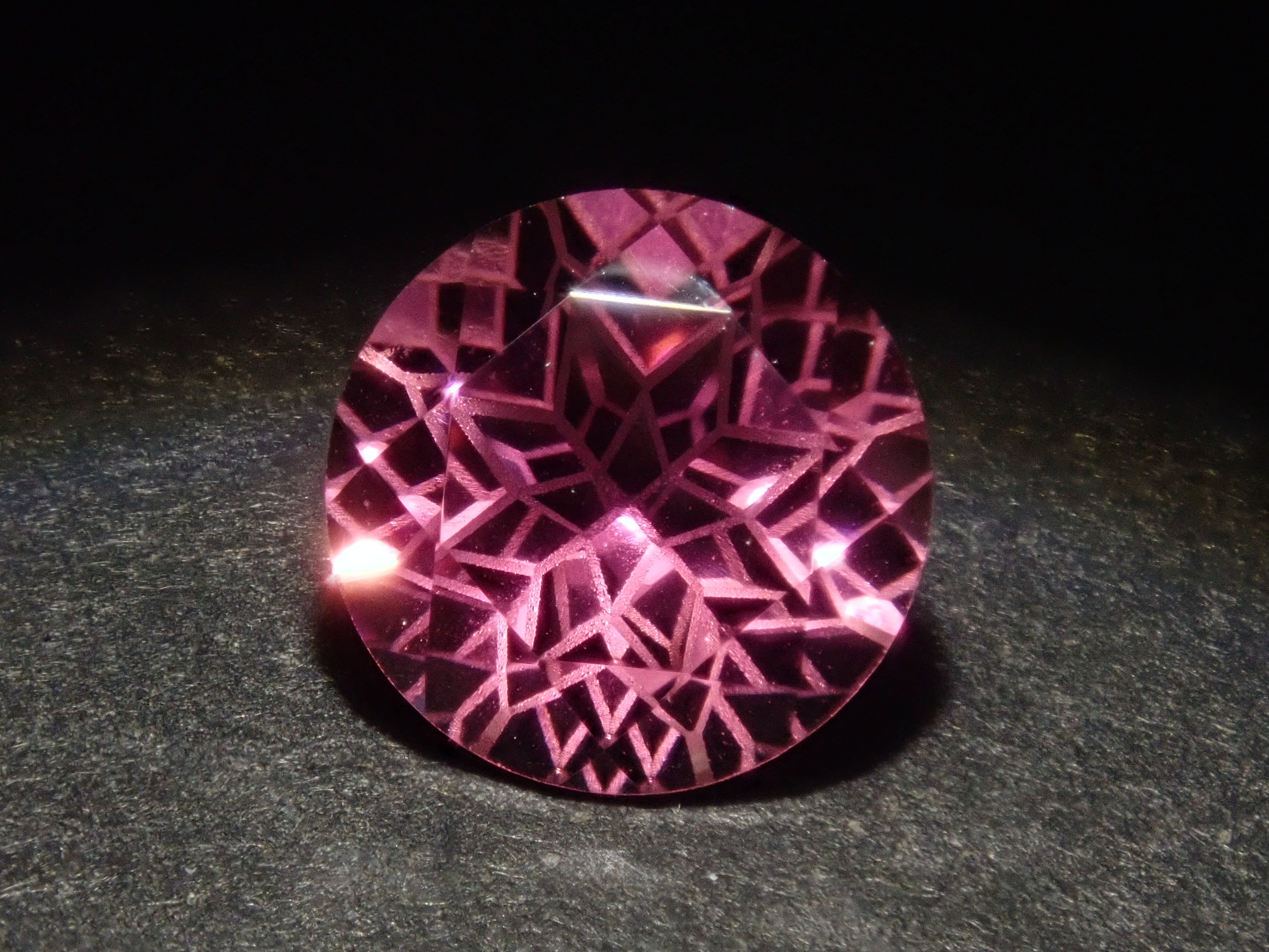 [On sale at 10 PM on September 9th] [Limited to 16 stones] Specially cut tourmaline gacha, 1 loose stone [Multiple purchase discounts available]