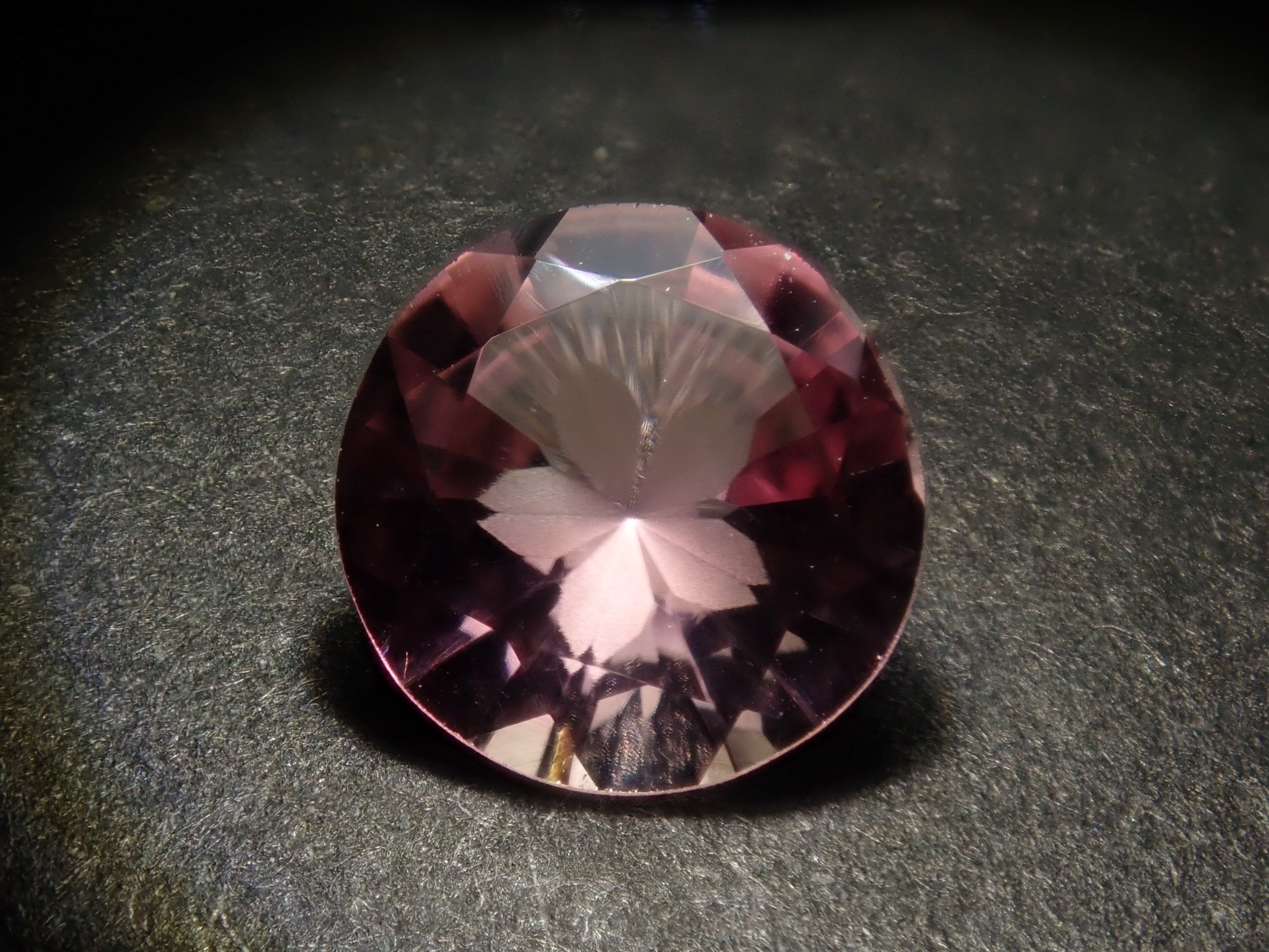 [On sale at 10 PM on September 9th] [Limited to 16 stones] Specially cut tourmaline gacha, 1 loose stone [Multiple purchase discounts available]