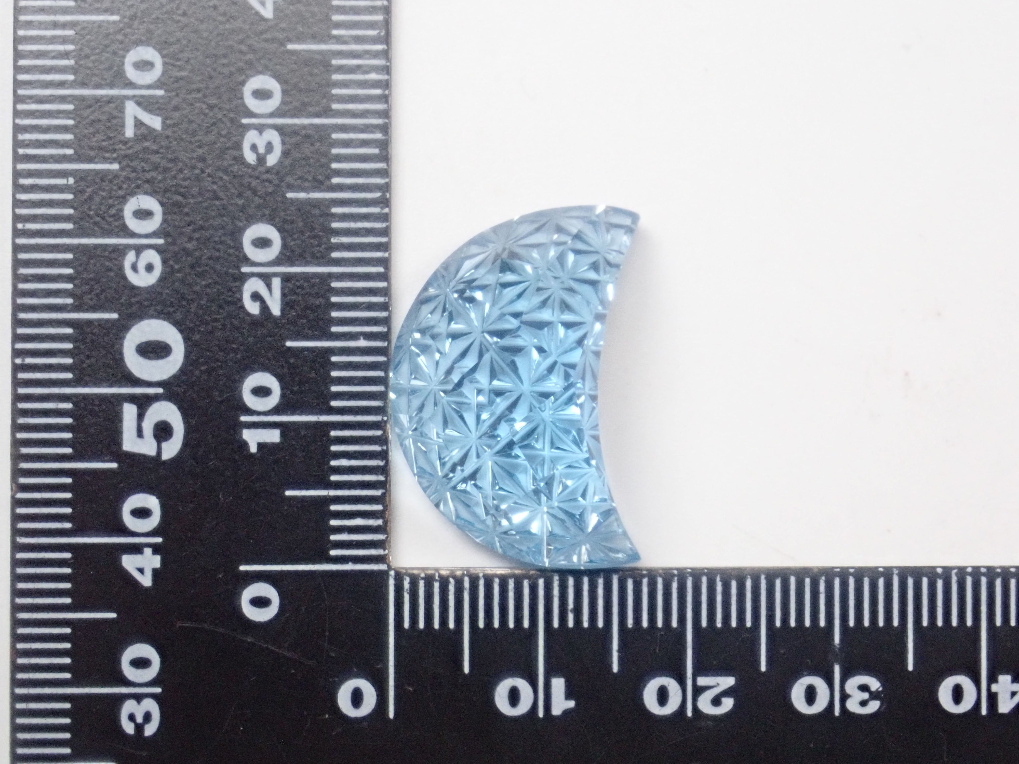 限定13石》甲州貴石切子《月型切子》のブルートパーズ10ctを含むブルー