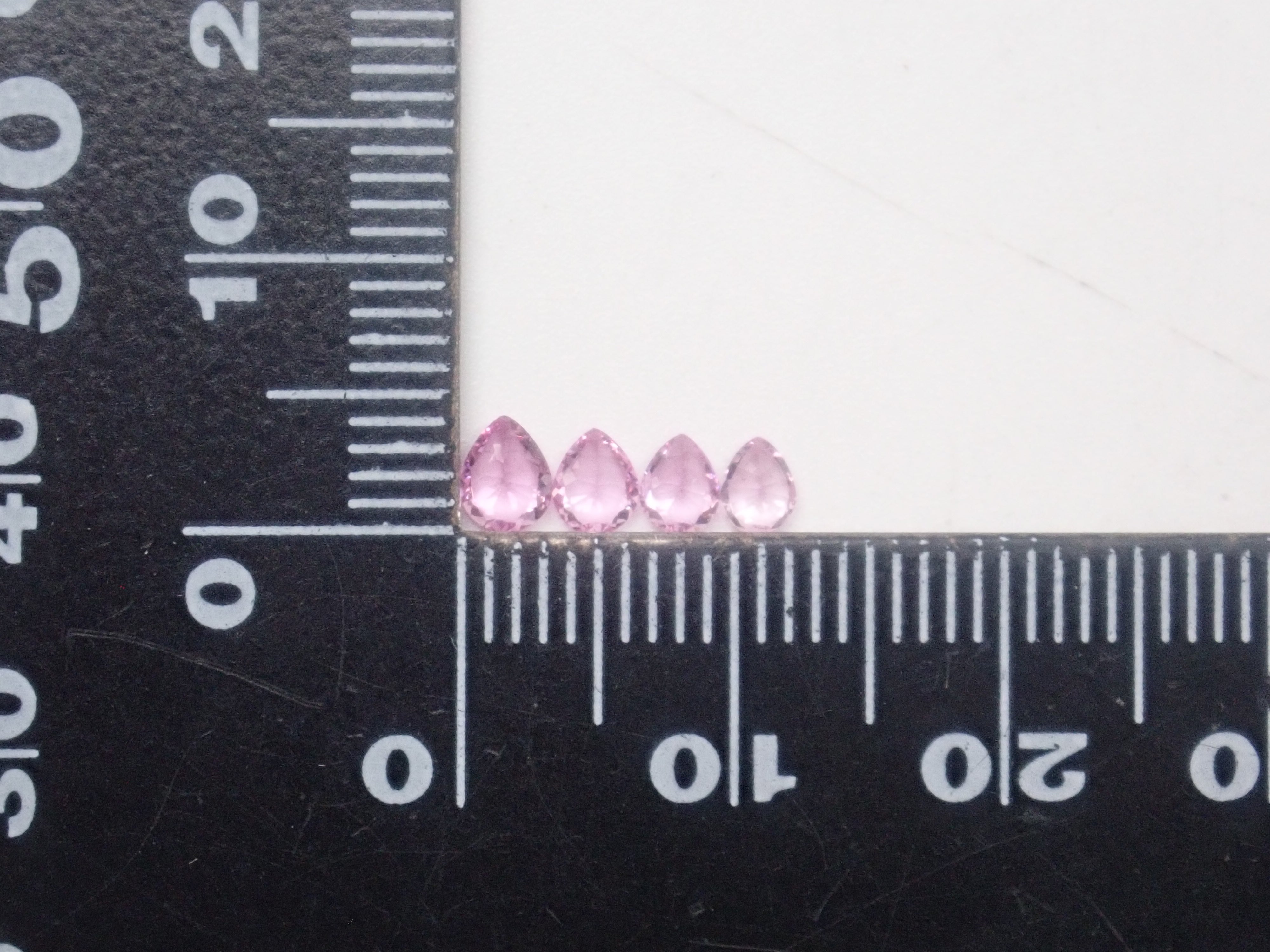 【12/5 22時販売】《限定20石》ピジョンブラッドルビーAGL加盟の鑑別書付6石含む赤色宝石ガチャ《複数購入割引有》