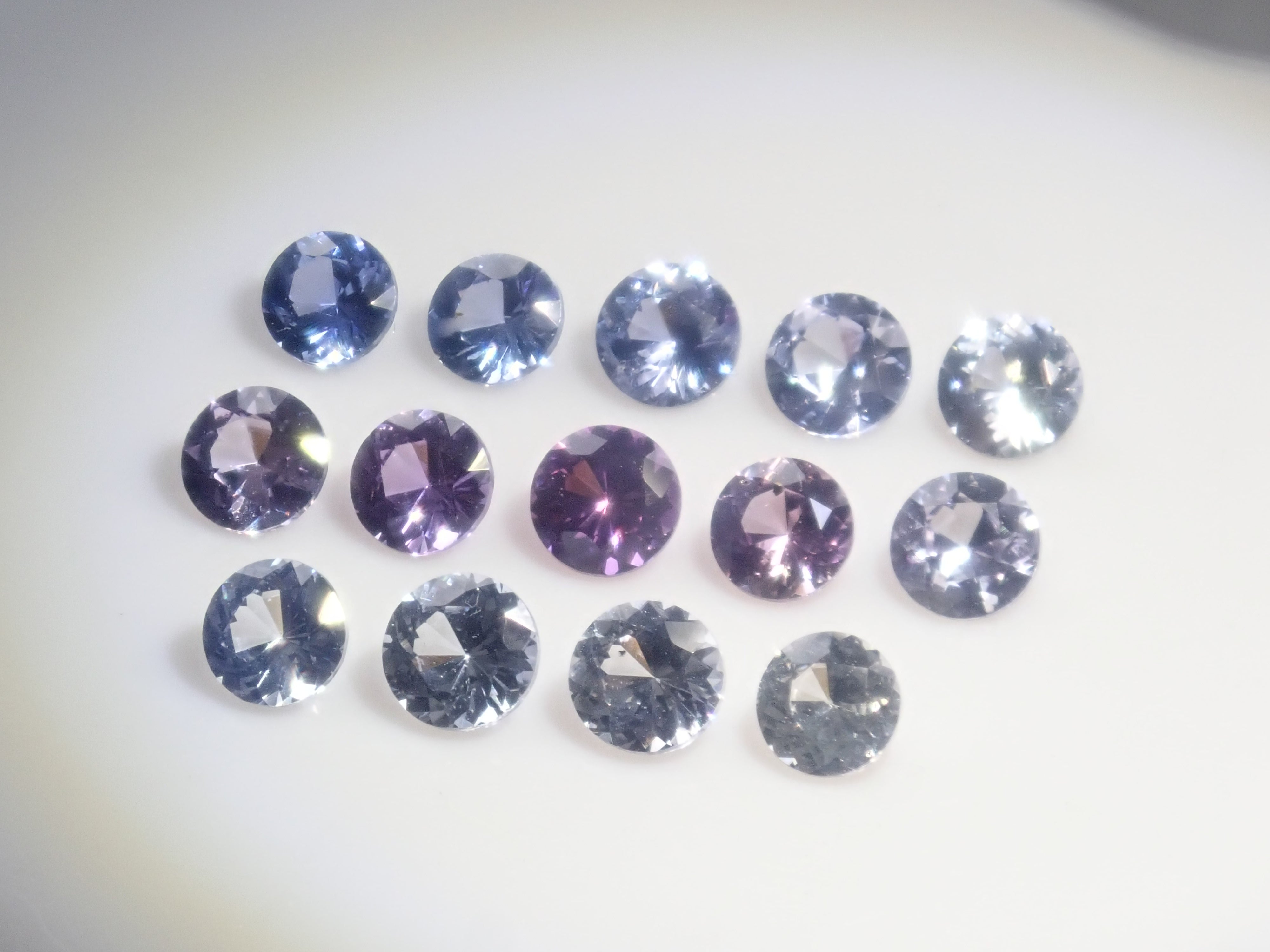 [September 10 PM Sale] [Limited to 14 stones] 3mm Unheated Sapphire from Theppanawa Mine, Sri Lanka (Single Loose Stone) [Multiple Purchase Discounts Available]