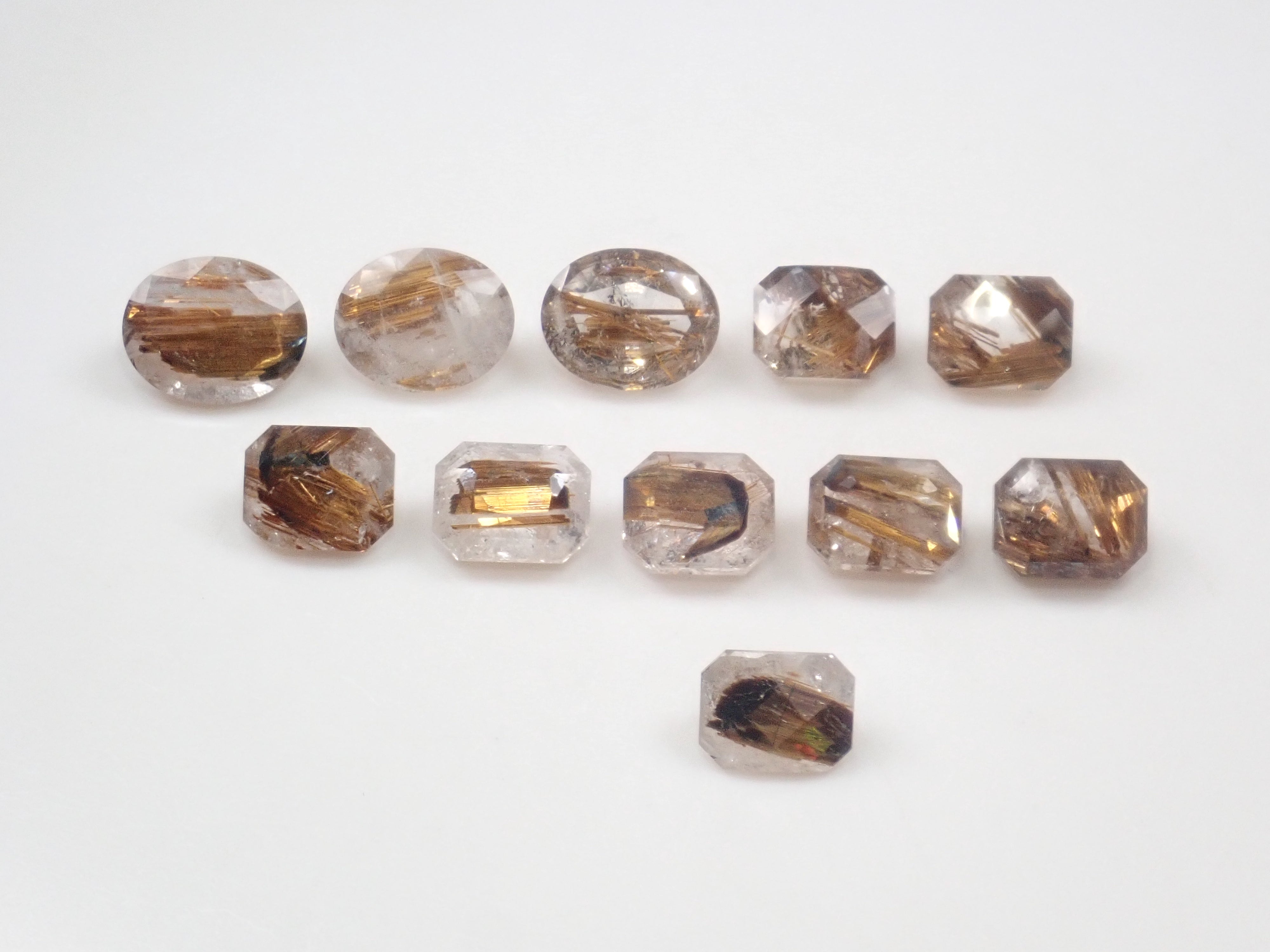 [On Sale / ] Limited to 11 Stones: Dendritic Quartz ① (including Koshu Precious Stone Cut) Gacha 1 Stone (Bonus Copper Rutile in Quartz 1 Stone) [Multiple Purchase Discounts Available]