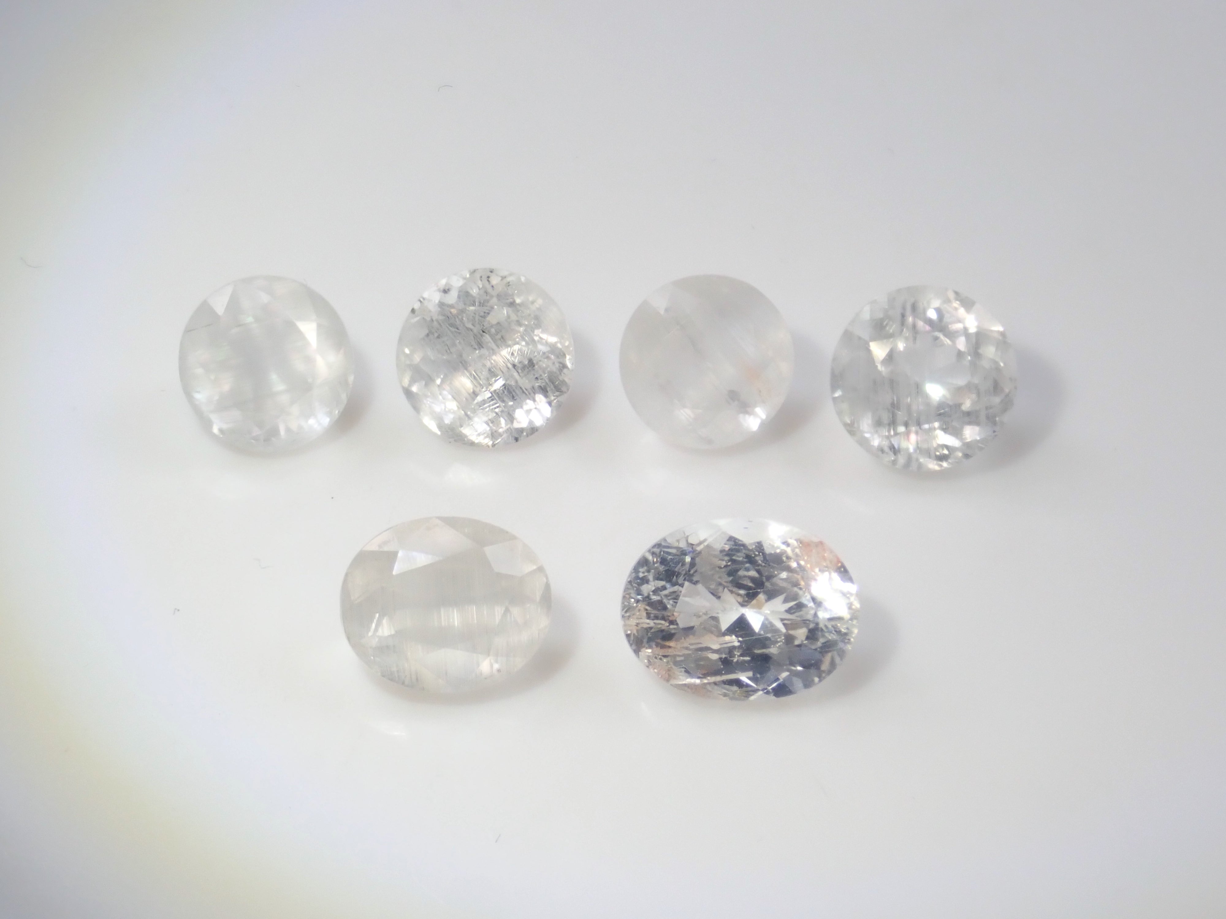 Limited to 6 stones: 1 loose Madagascar needle-in topaz (average 1.8 carats) Multiple purchase discounts available