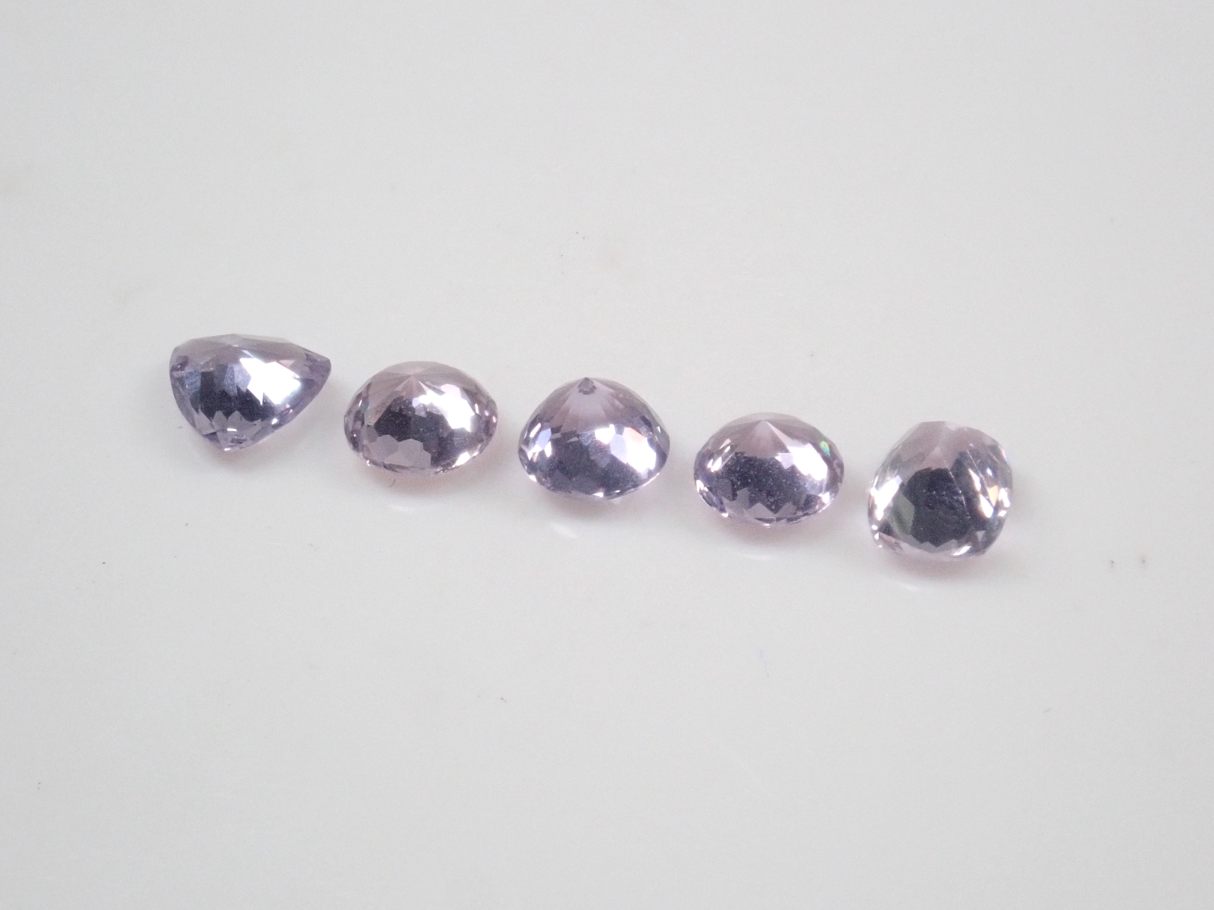 [On sale from 10pm on 8/3] {Limited to 5 stones} 1 loose purple spinel stone from Tajikistan {Multiple purchase discounts available}