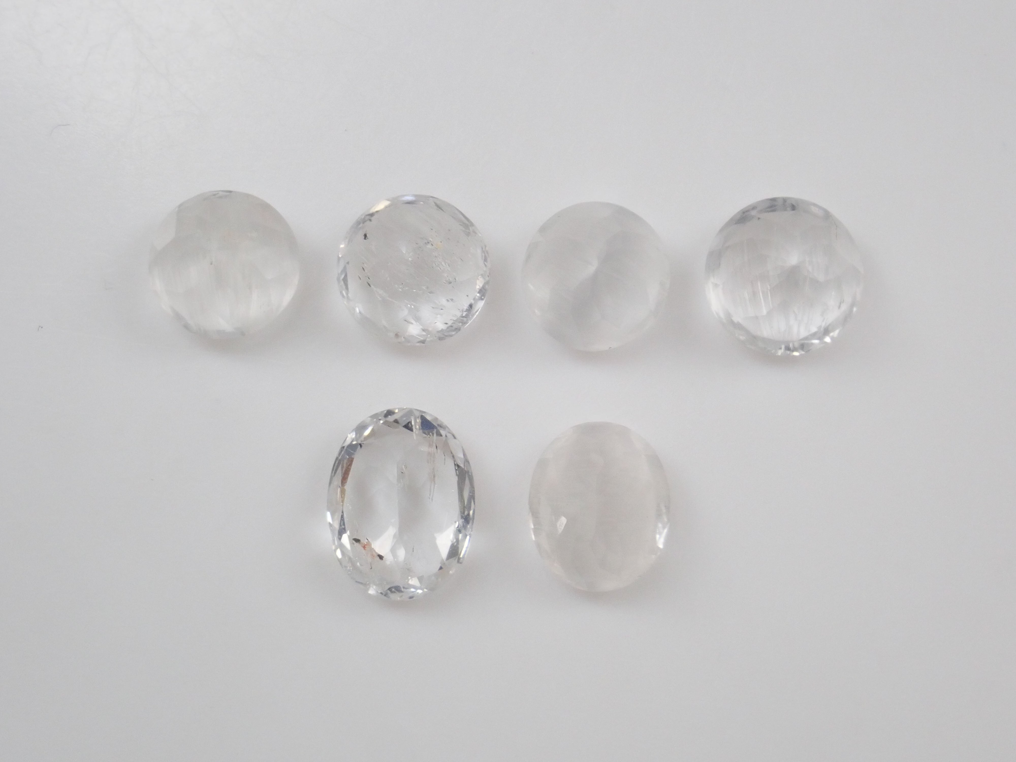 Limited to 6 stones: 1 loose Madagascar needle-in topaz (average 1.8 carats) Multiple purchase discounts available