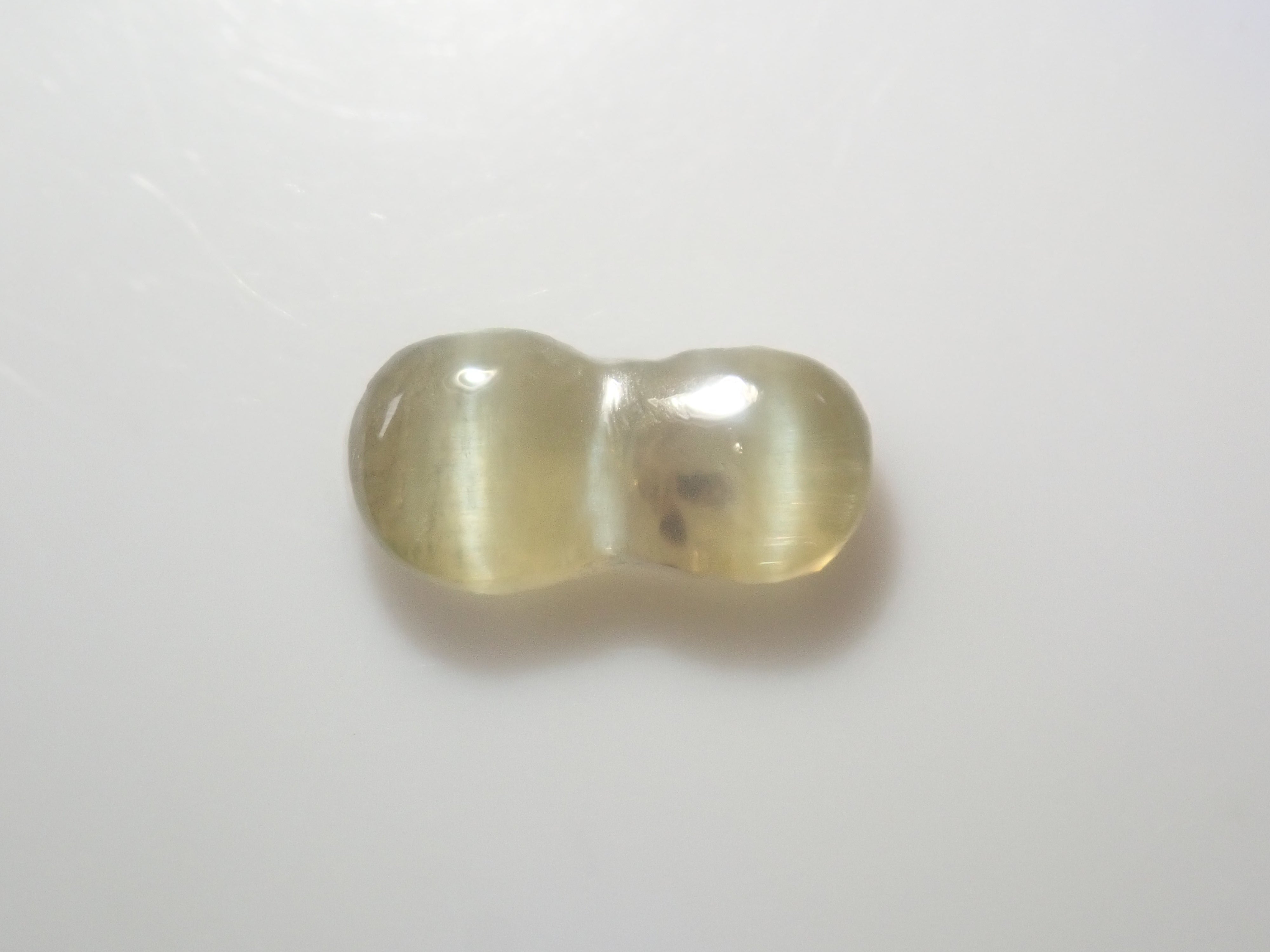 【2月2日晚間10點開始販售】限量20顆寶石：俄羅斯亞歷山大石、金綠寶石雙貓眼石及亞歷山大石扭蛋【多買有優惠】