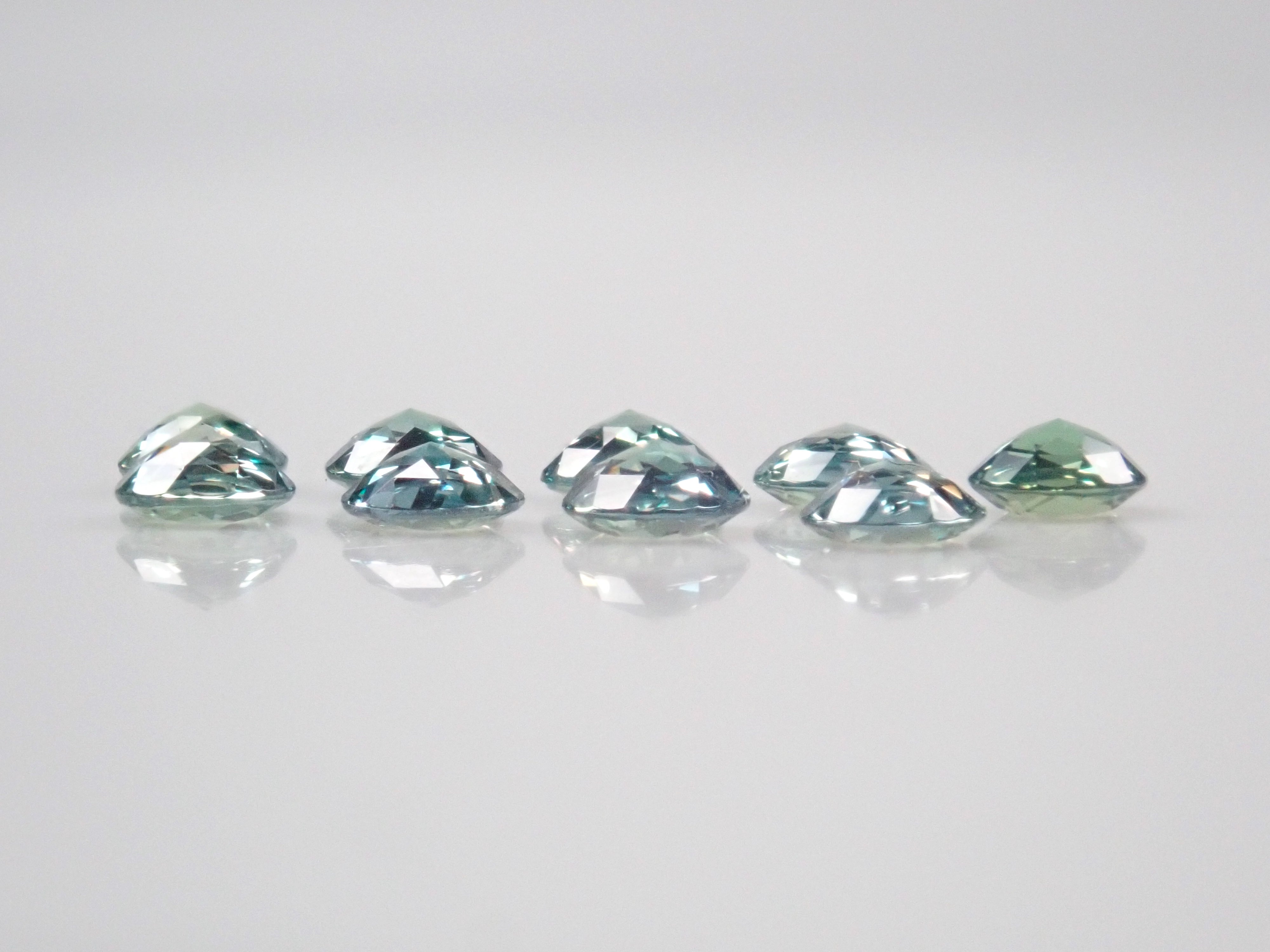 《限定9石》ブラジル産アレキサンドライト1石ルース（ローズカット,3mm/平均0.105ct）《複数購入割引有》