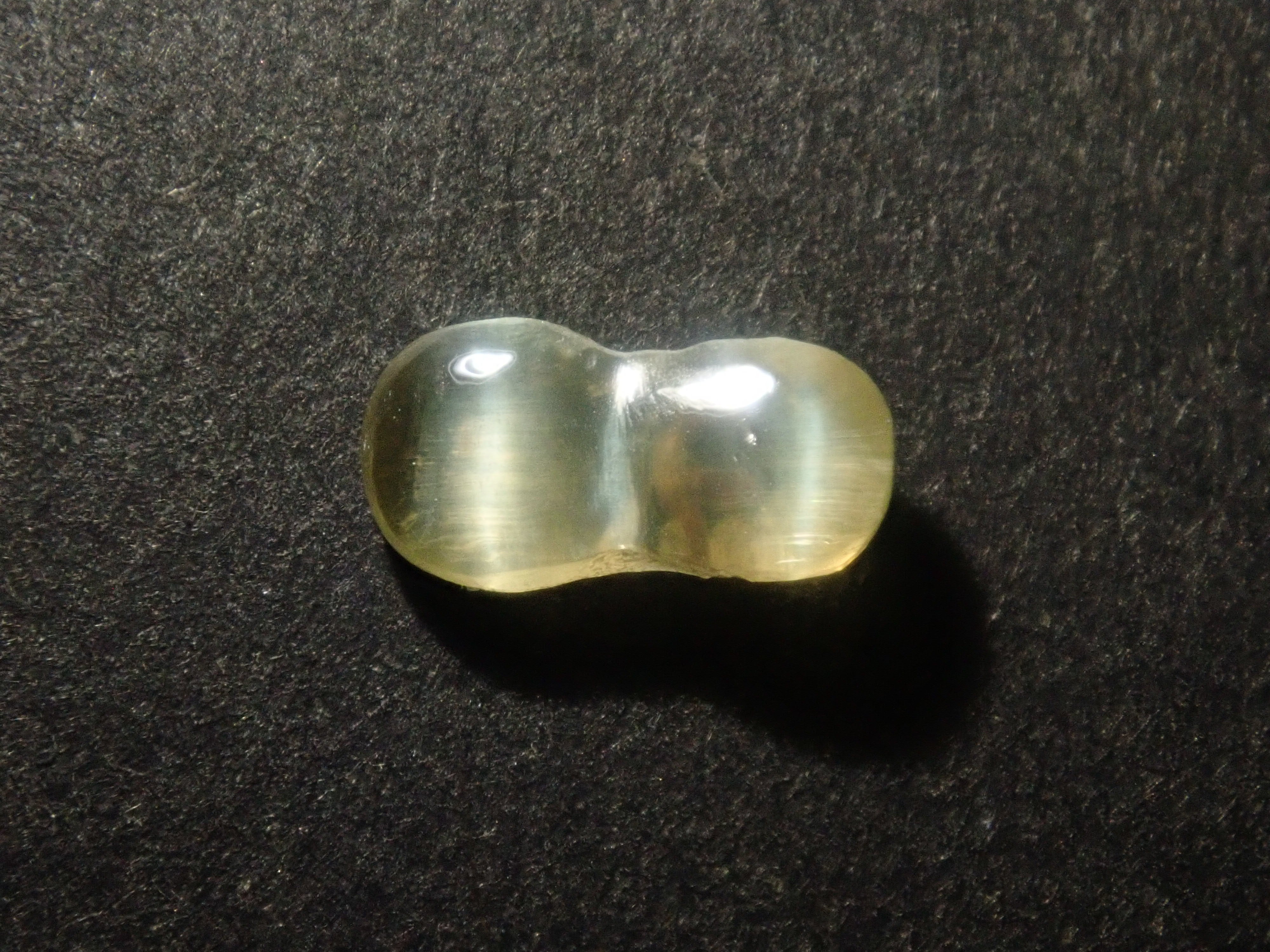 【2月2日晚間10點開始販售】限量20顆寶石：俄羅斯亞歷山大石、金綠寶石雙貓眼石及亞歷山大石扭蛋【多買有優惠】