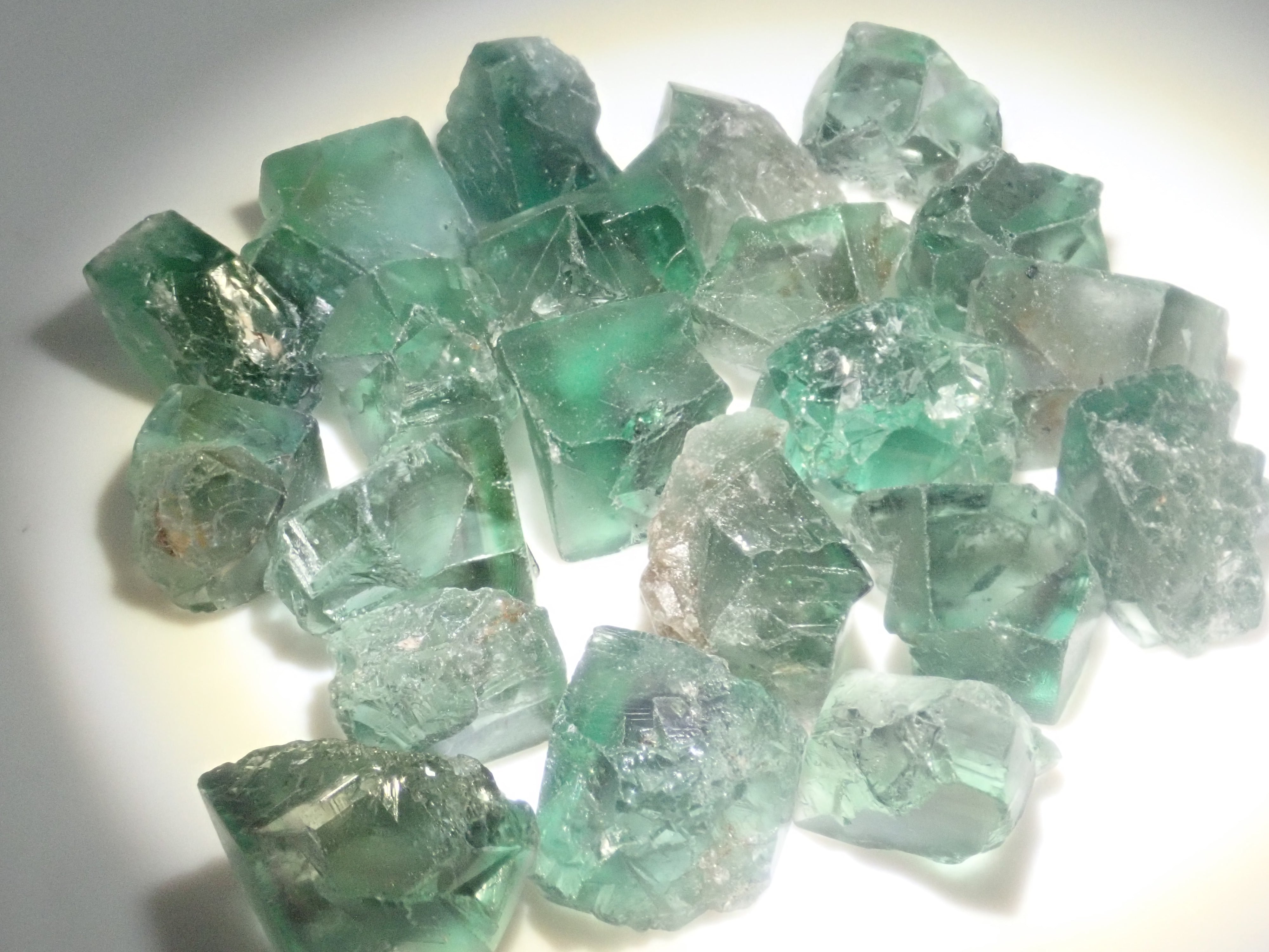 [On sale from 10pm on 2/15] [New in Tucson] Set of 2 fluorite rough stones from Diana Maria and Lady Annabella in the UK [Multiple purchase discounts available]