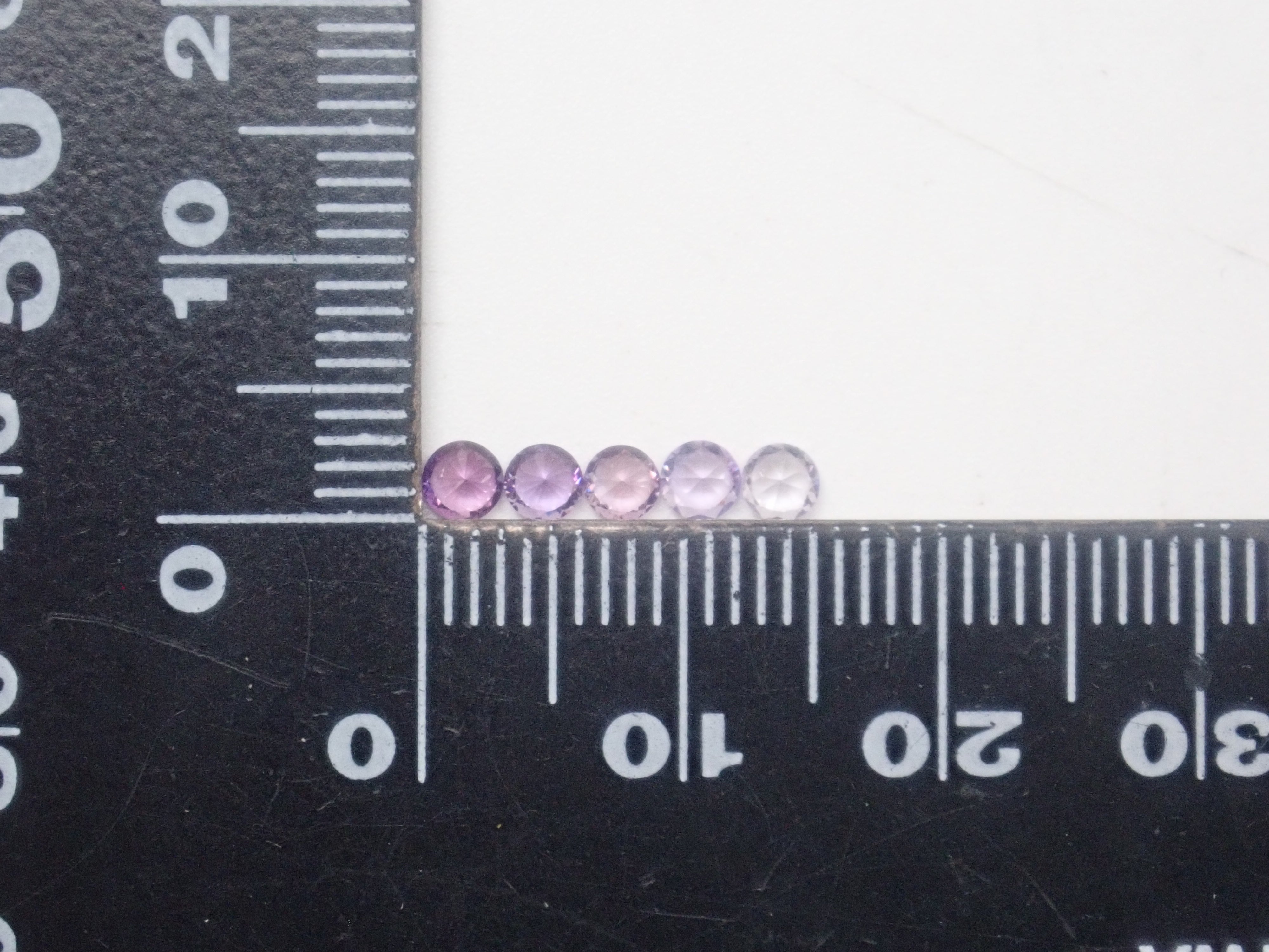 [September 10 PM Sale] [Limited to 14 stones] 3mm Unheated Sapphire from Theppanawa Mine, Sri Lanka (Single Loose Stone) [Multiple Purchase Discounts Available]