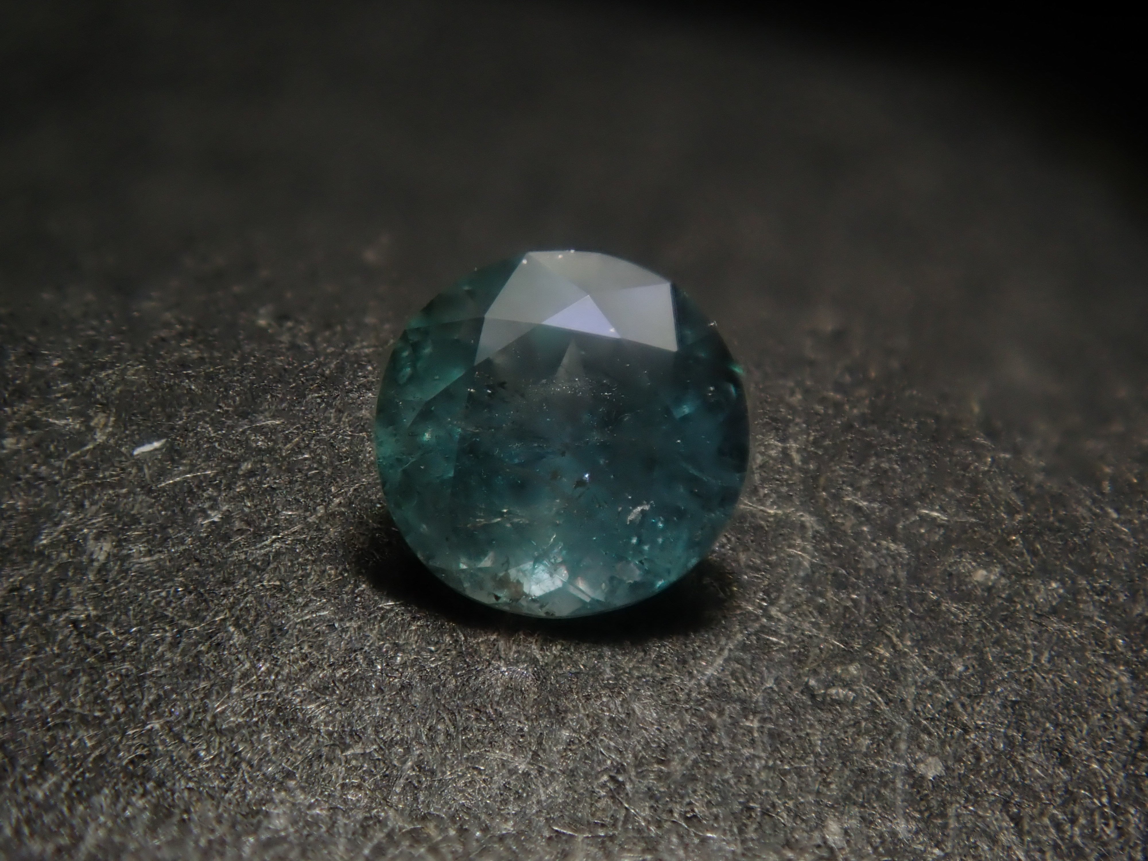 [Sales Start: May 5th, 10 PM JST] Limited 12 Stones - Alexandrite Gacha with Alexandrites from Different Origins, including Russian Alexandrite (normally 69,800 JPY), plus a bonus Sri Lankan Chrysoberyl crystal. Multiple purchase discount available.