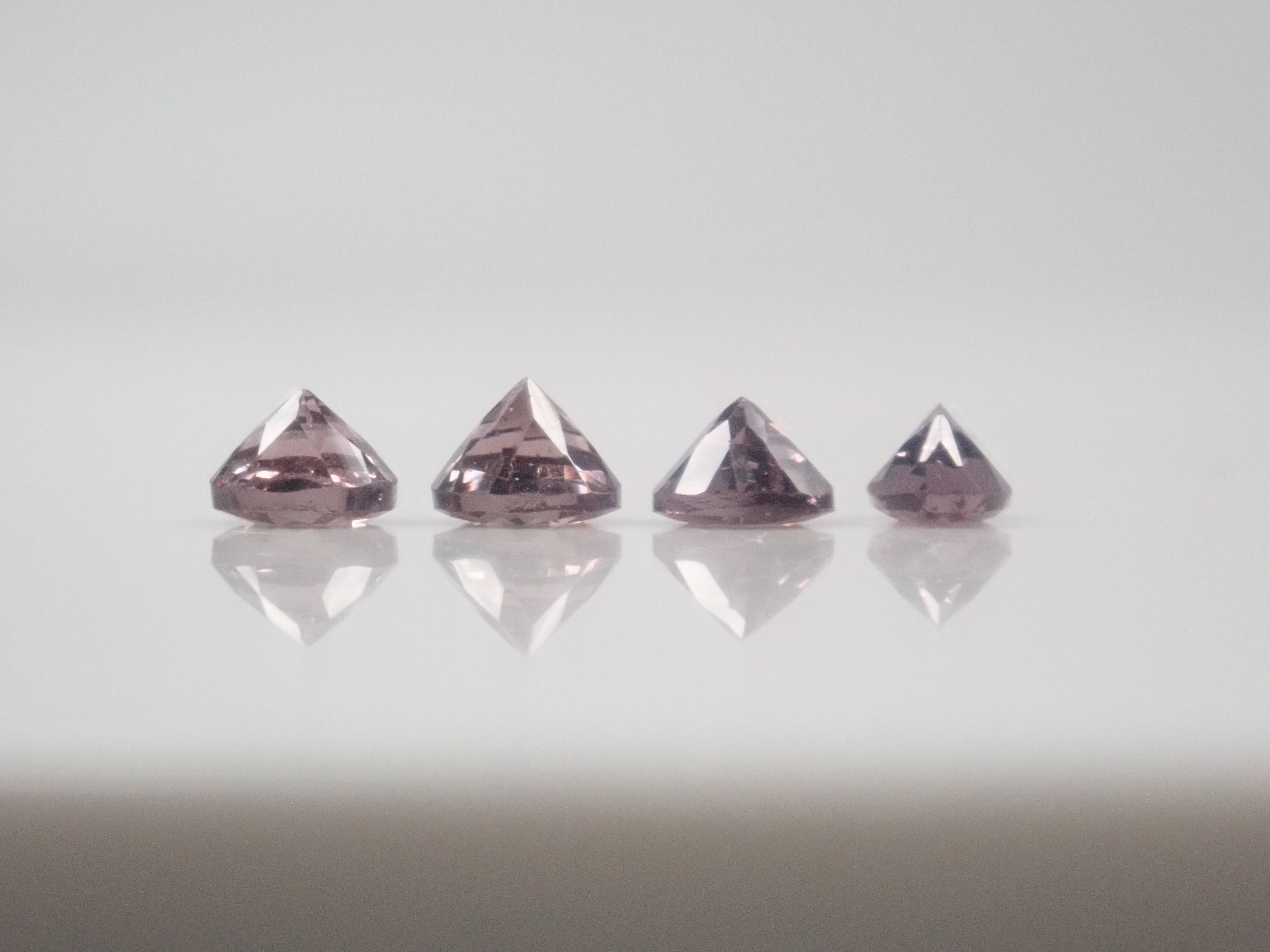 【1/30 22時販売】《限定10石》カラーチェンジ宝石ガチャ💎通常25,800円のミャンマー産カラーチェンジジルコン、ローズカットのアレキサンドライト1石ルース《複数購入割引有》