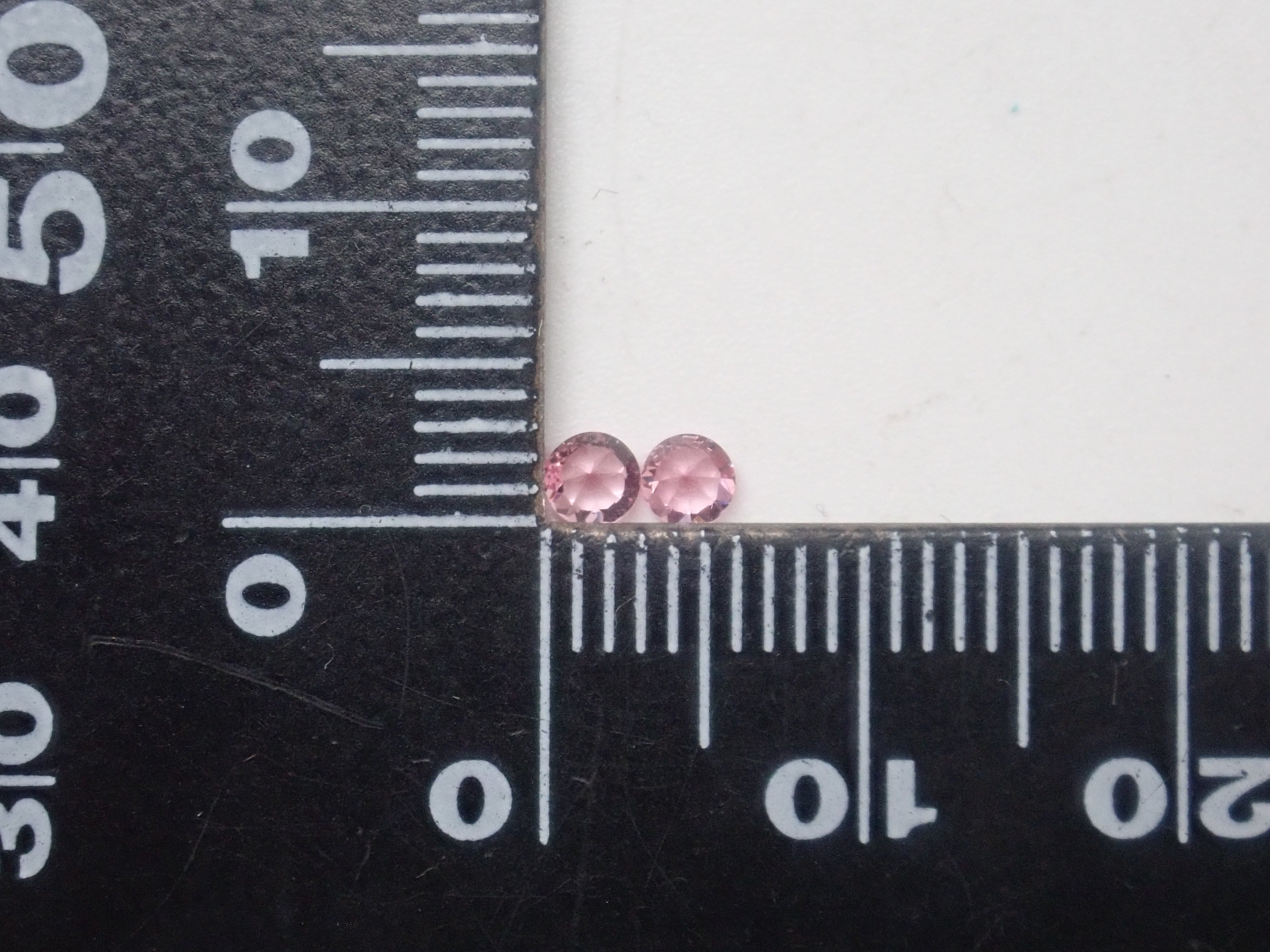 Limited to 2 stones: 1 loose Mahenge spinel from Tanzania (3mm, round cut) Discounts available for multiple purchases