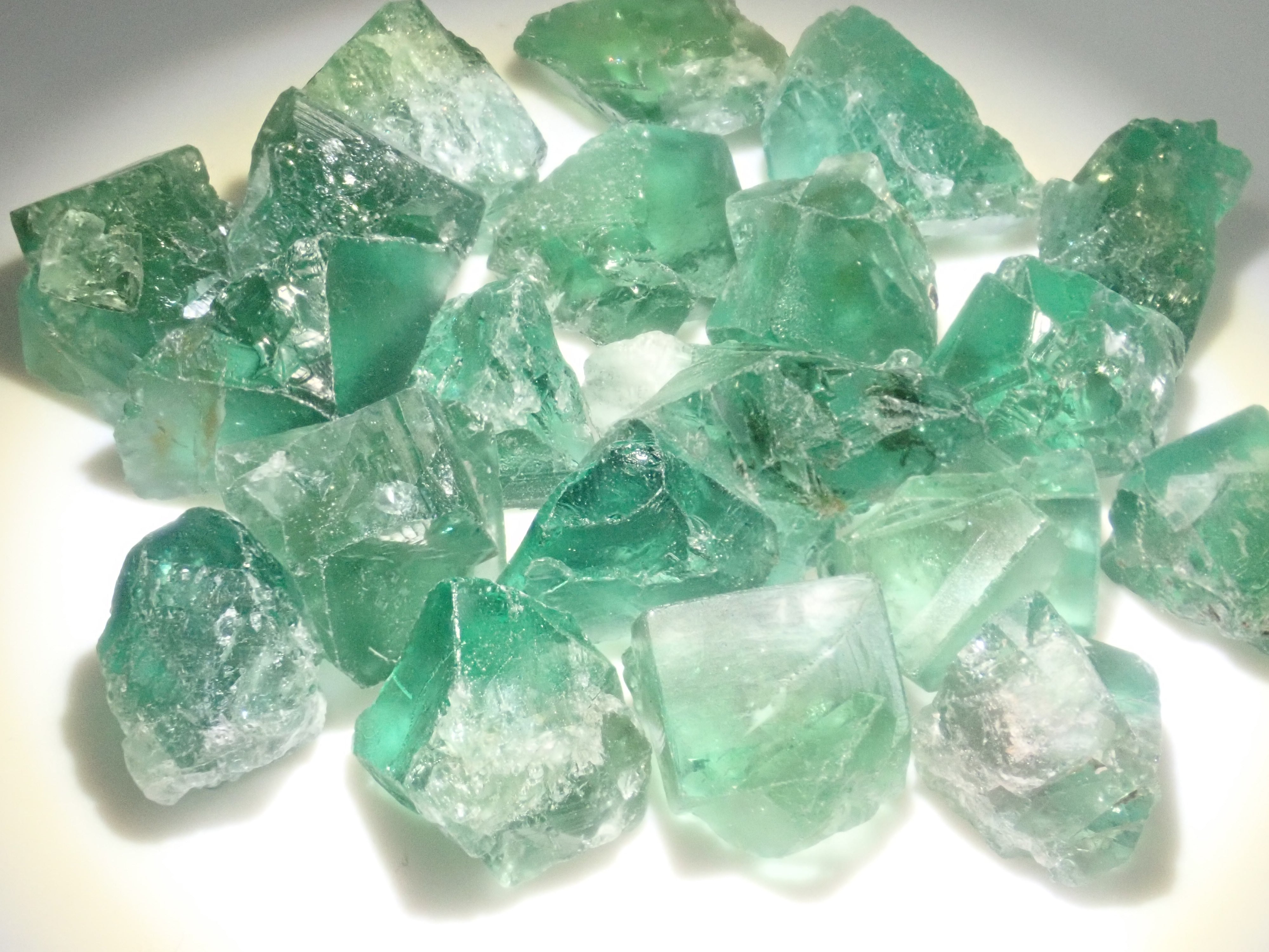 [On sale from 10pm on 2/15] [New in Tucson] Set of 2 fluorite rough stones from Diana Maria and Lady Annabella in the UK [Multiple purchase discounts available]