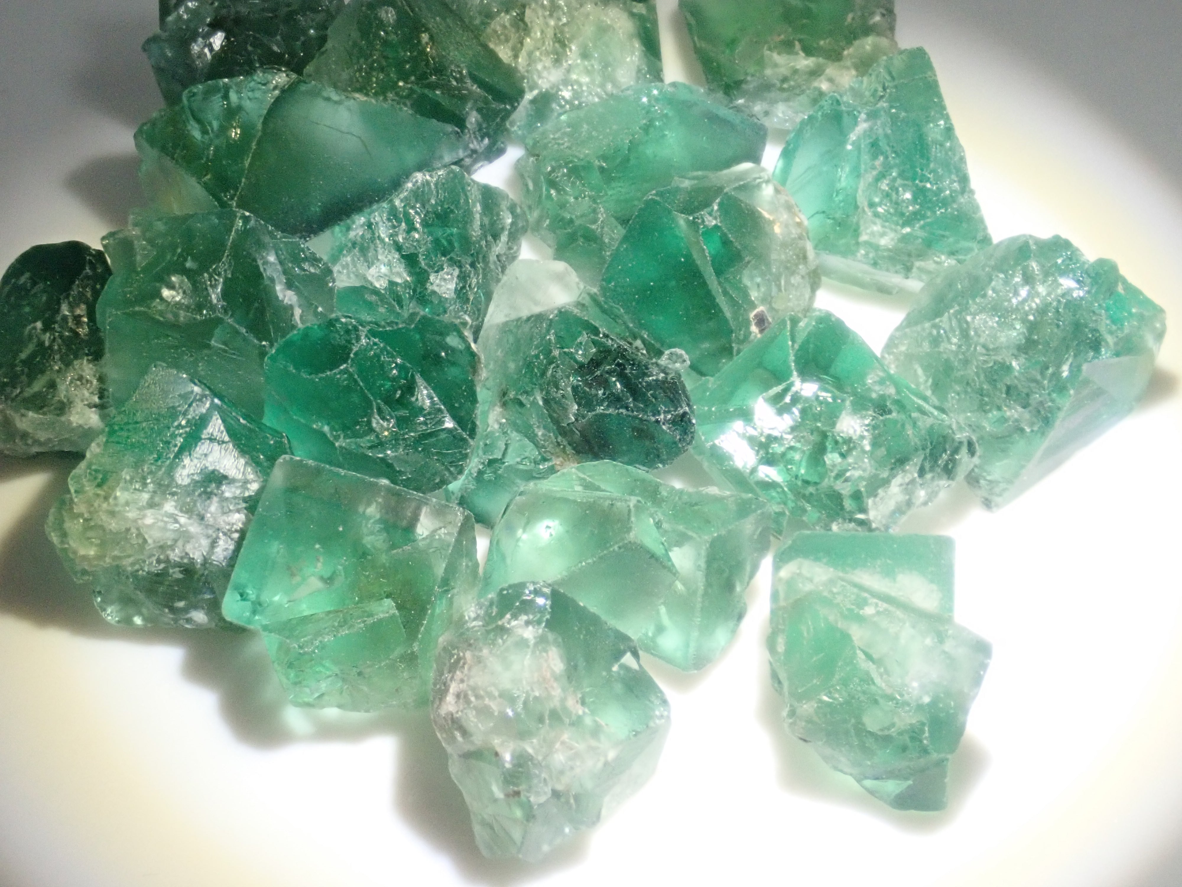 [On sale from 10pm on 2/15] [New in Tucson] Set of 2 fluorite rough stones from Diana Maria and Lady Annabella in the UK [Multiple purchase discounts available]