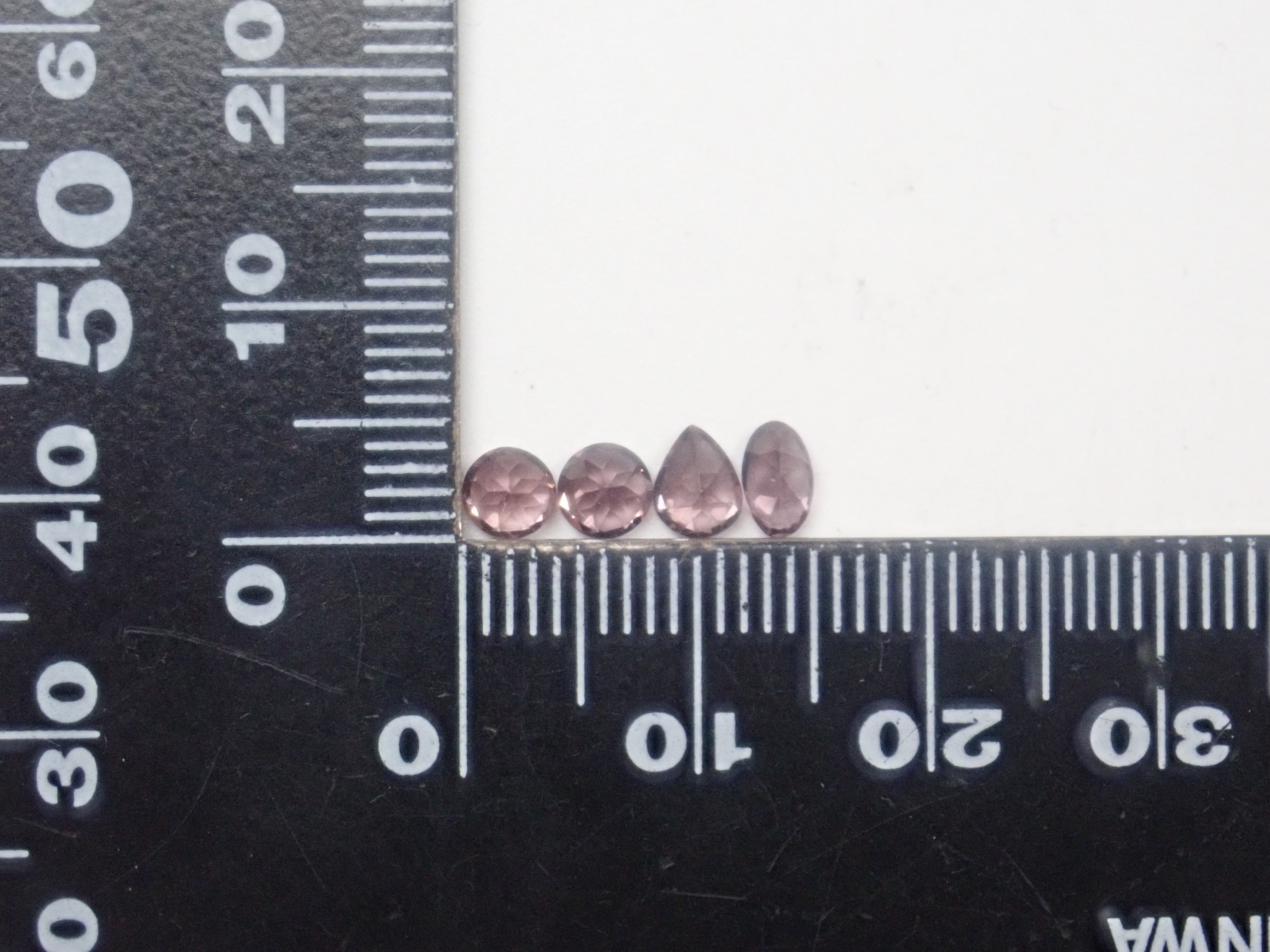 【1/30 22時販売】《限定10石》カラーチェンジ宝石ガチャ💎通常25,800円のミャンマー産カラーチェンジジルコン、ローズカットのアレキサンドライト1石ルース《複数購入割引有》