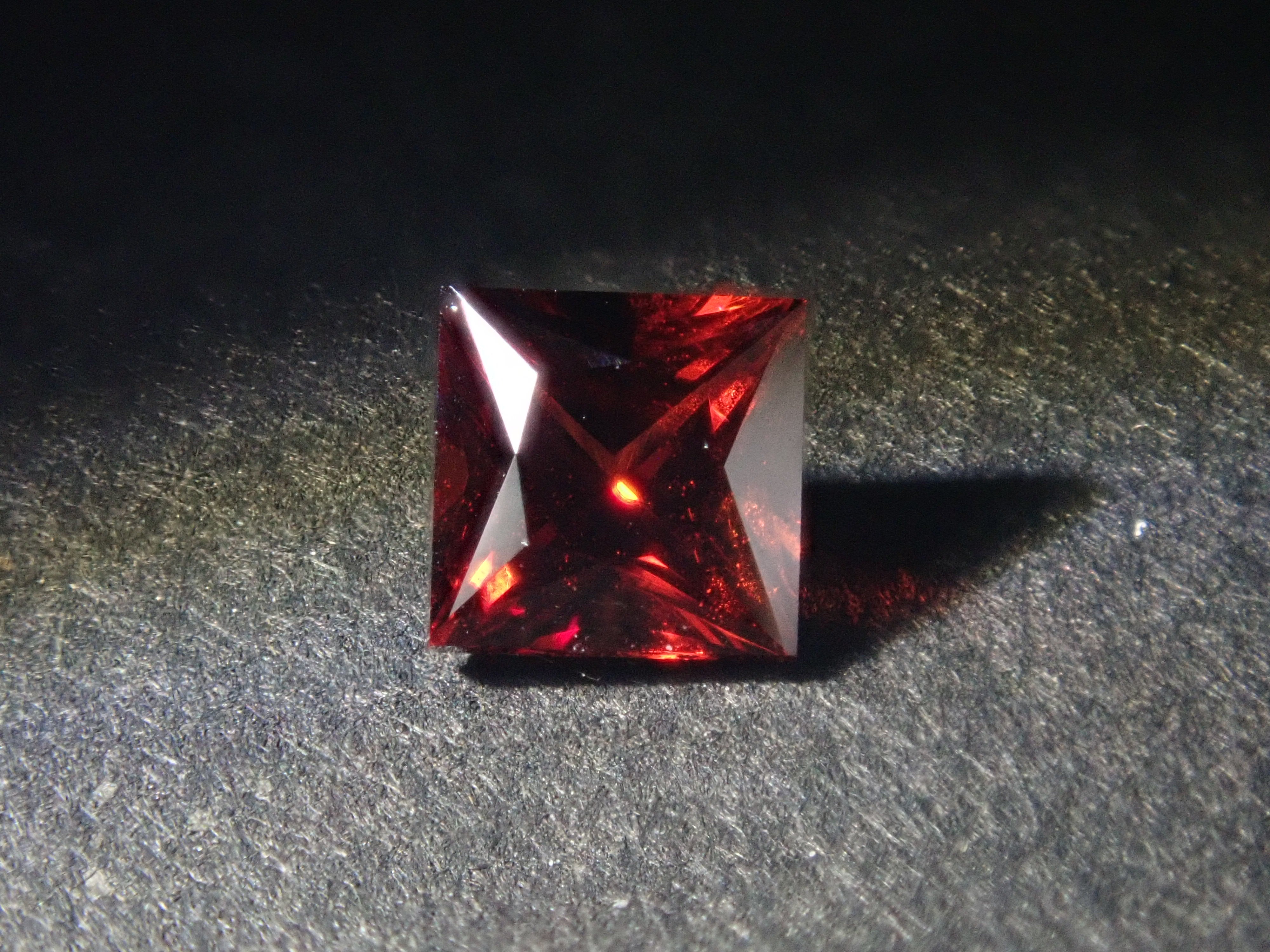 Limited to 3 stones: 1 Tanzanian pyrope almandine garnet (princess cut) loose stone (multiple purchase discounts available)