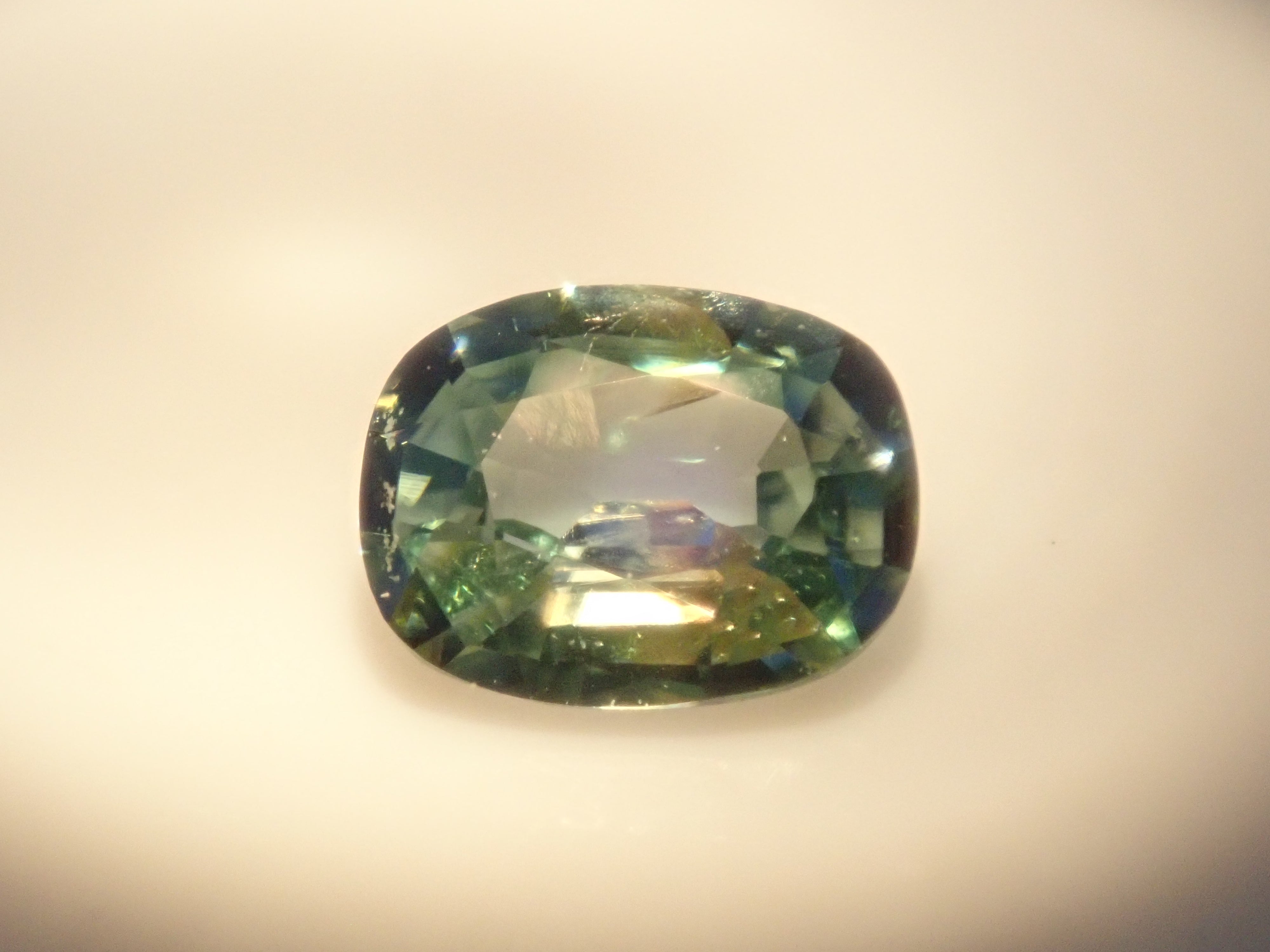 【1/30 22時販売】《限定10石》カラーチェンジ宝石ガチャ💎通常25,800円のミャンマー産カラーチェンジジルコン、ローズカットのアレキサンドライト1石ルース《複数購入割引有》