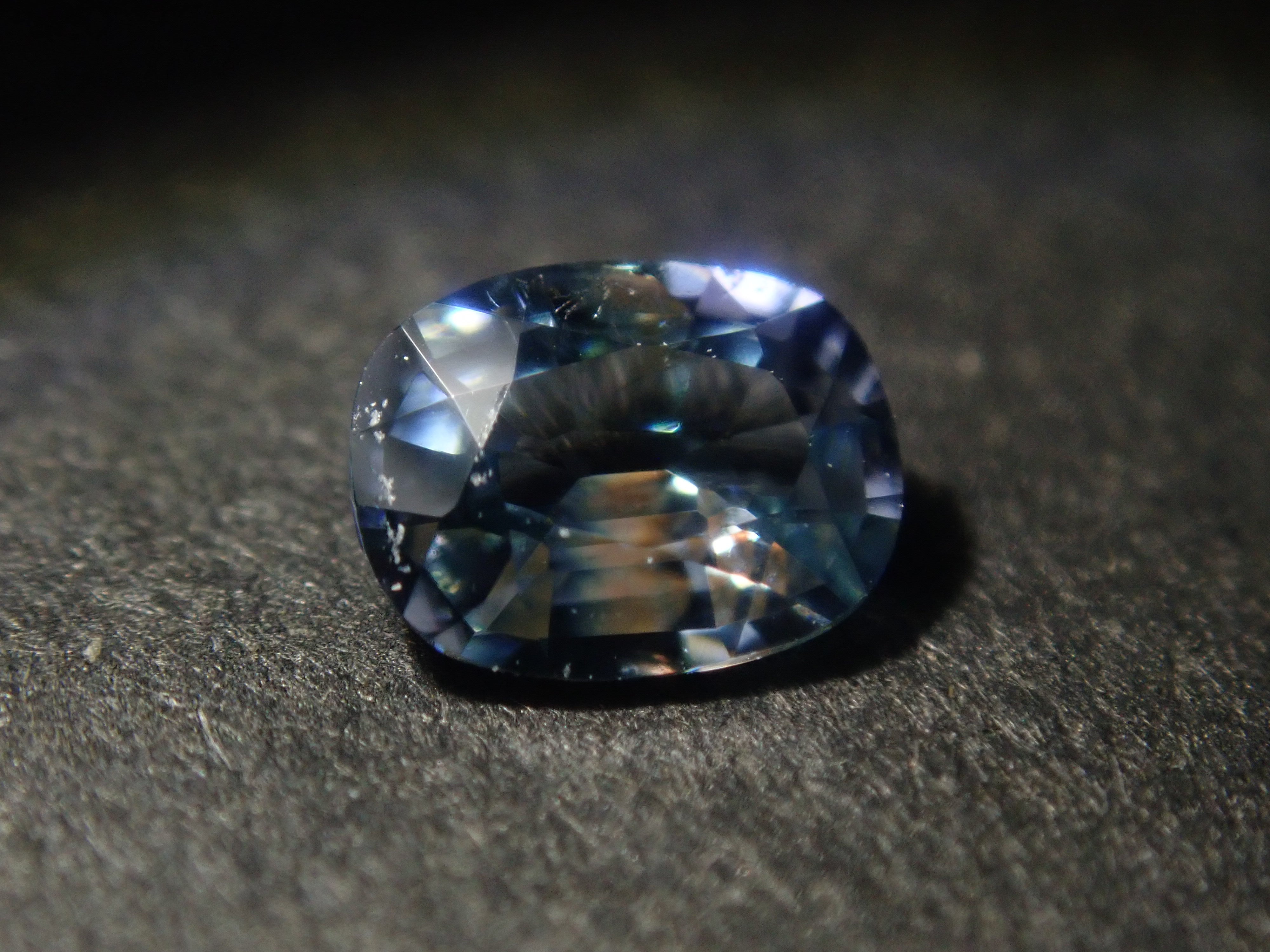 【1/30 22時販売】《限定10石》カラーチェンジ宝石ガチャ💎通常25,800円のミャンマー産カラーチェンジジルコン、ローズカットのアレキサンドライト1石ルース《複数購入割引有》