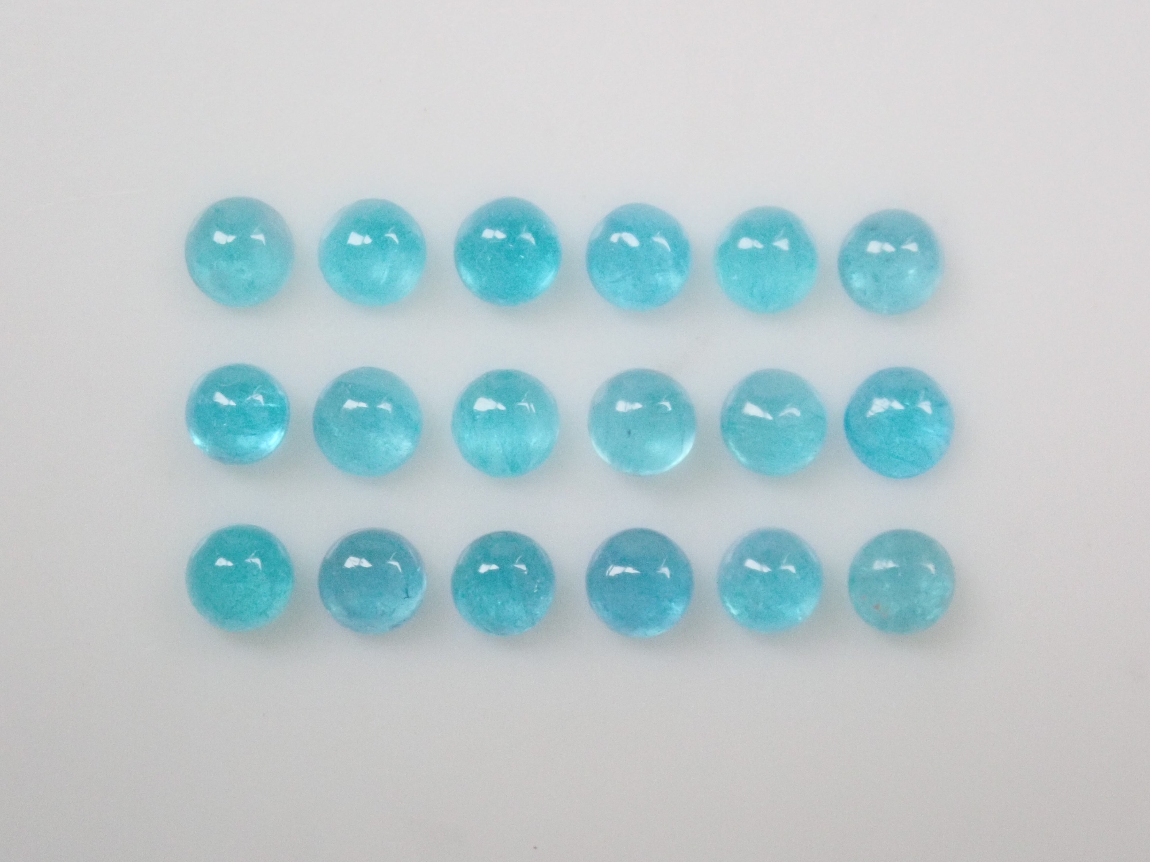 【10/11 22時販売】《限定18石》ブラジル産パライバトルマリン(カボションカット約2.2ｍｍ)1石ルース《複数購入割引有》