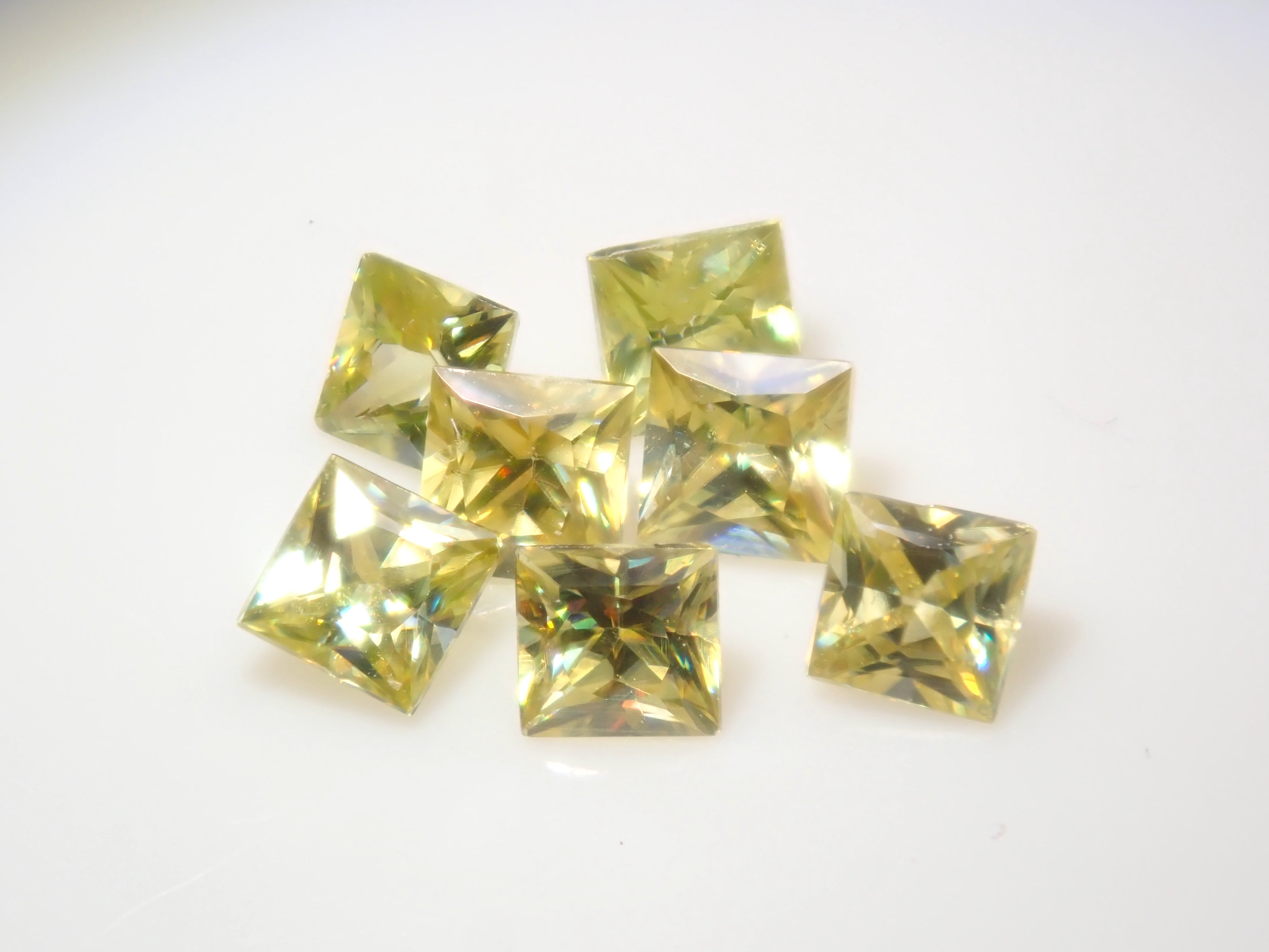 Limited to 7 stones: 1 loose sphene stone from Madagascar (2mm, princess cut) Multiple purchase discounts available