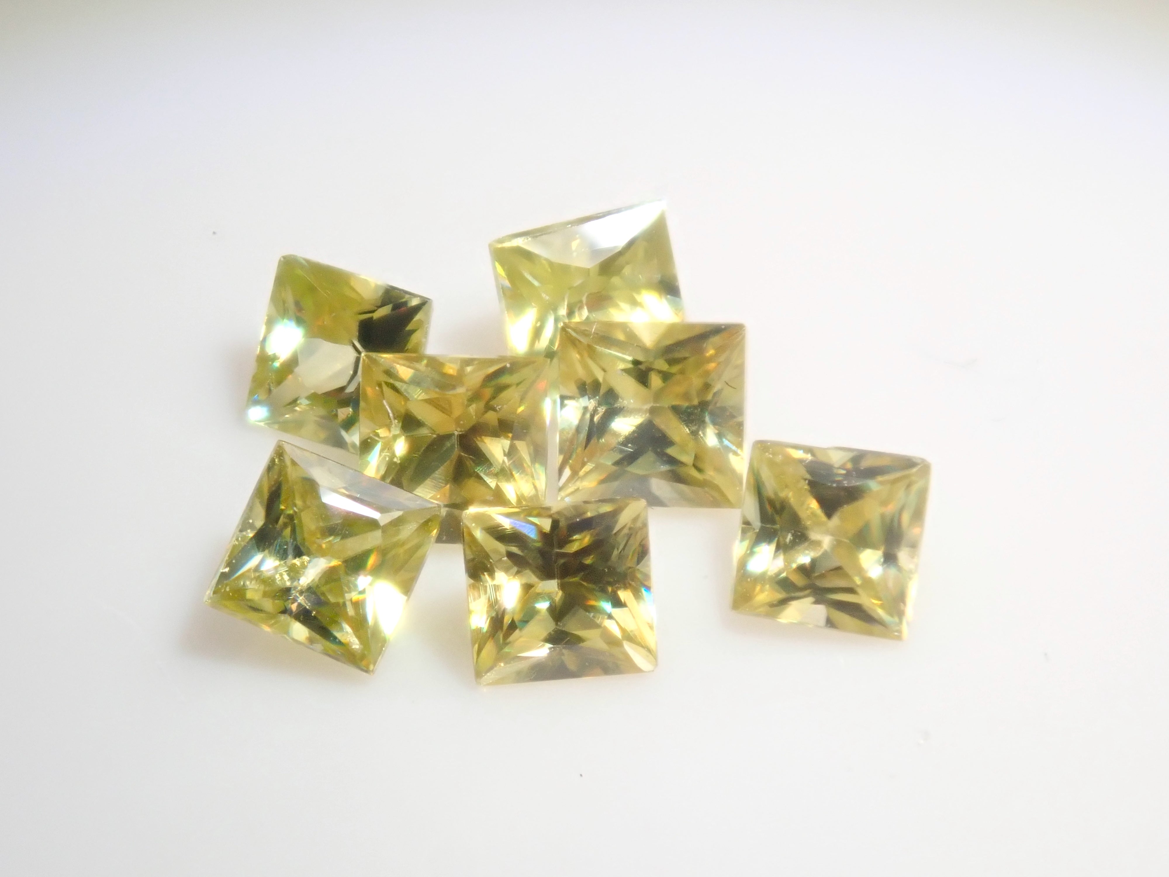 Limited to 7 stones: 1 loose sphene stone from Madagascar (2mm, princess cut) Multiple purchase discounts available