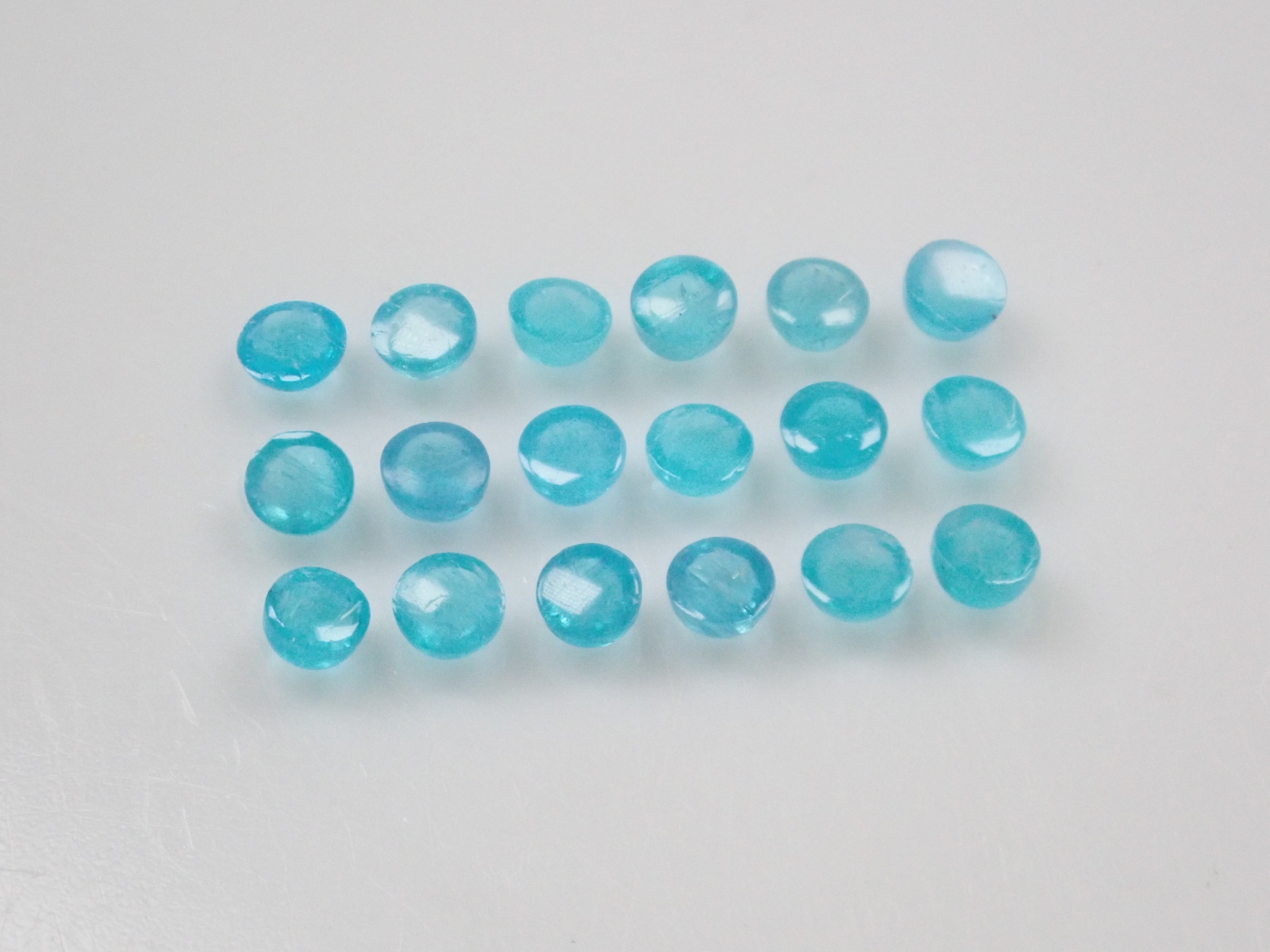 【10/11 22時販売】《限定18石》ブラジル産パライバトルマリン(カボションカット約2.2ｍｍ)1石ルース《複数購入割引有》