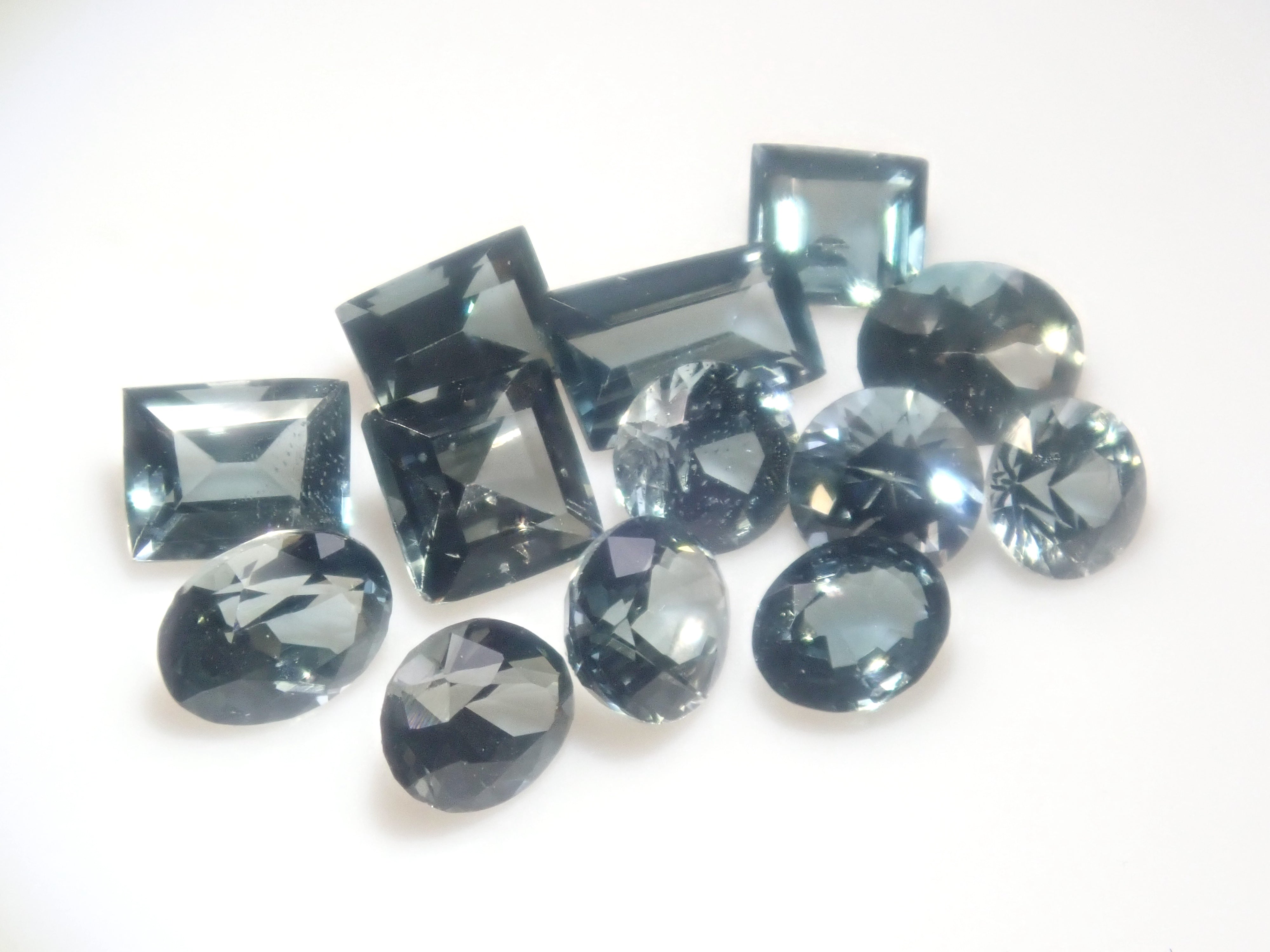 [Sale on 7/ at 10 PM] "Limited to 13 Stones" Madagascar Sapphirine, average 0.09ct "Multiple Purchase Discount Available"