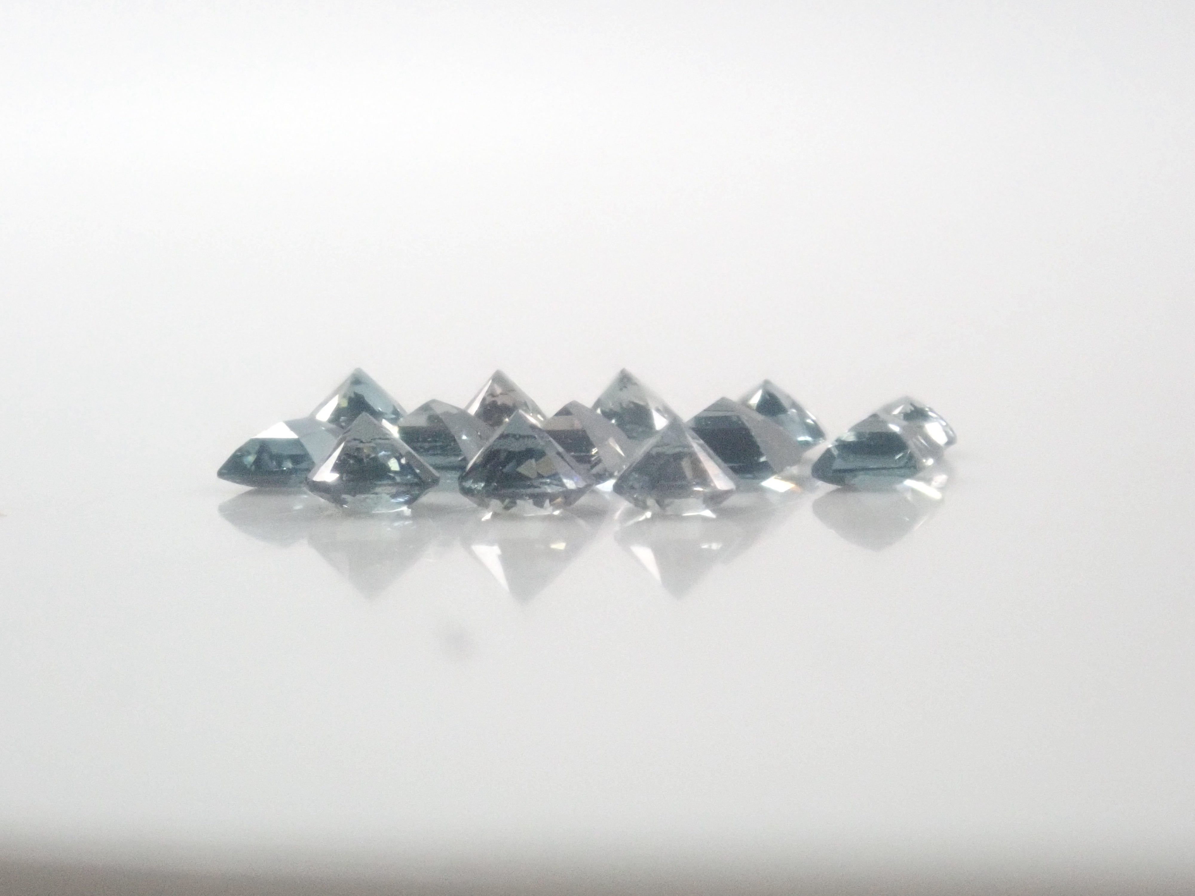 [Sale on 7/ at 10 PM] "Limited to 13 Stones" Madagascar Sapphirine, average 0.09ct "Multiple Purchase Discount Available"