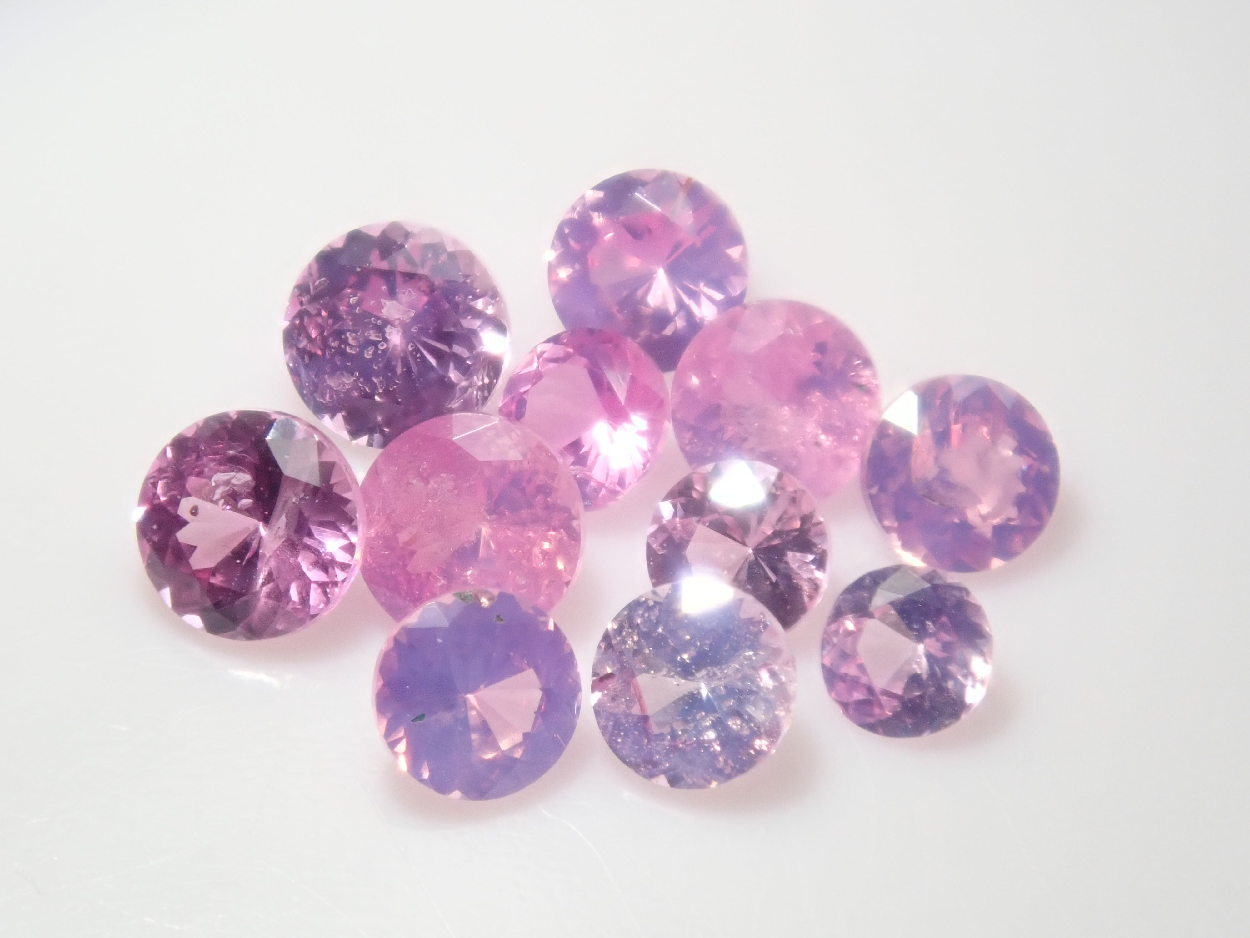 【9/15 22時販売】《限定11石》ベトナム産シルキーピンクサファイア1石ルース（2.0-2.5mm,インクル多め）《複数購入割引有》