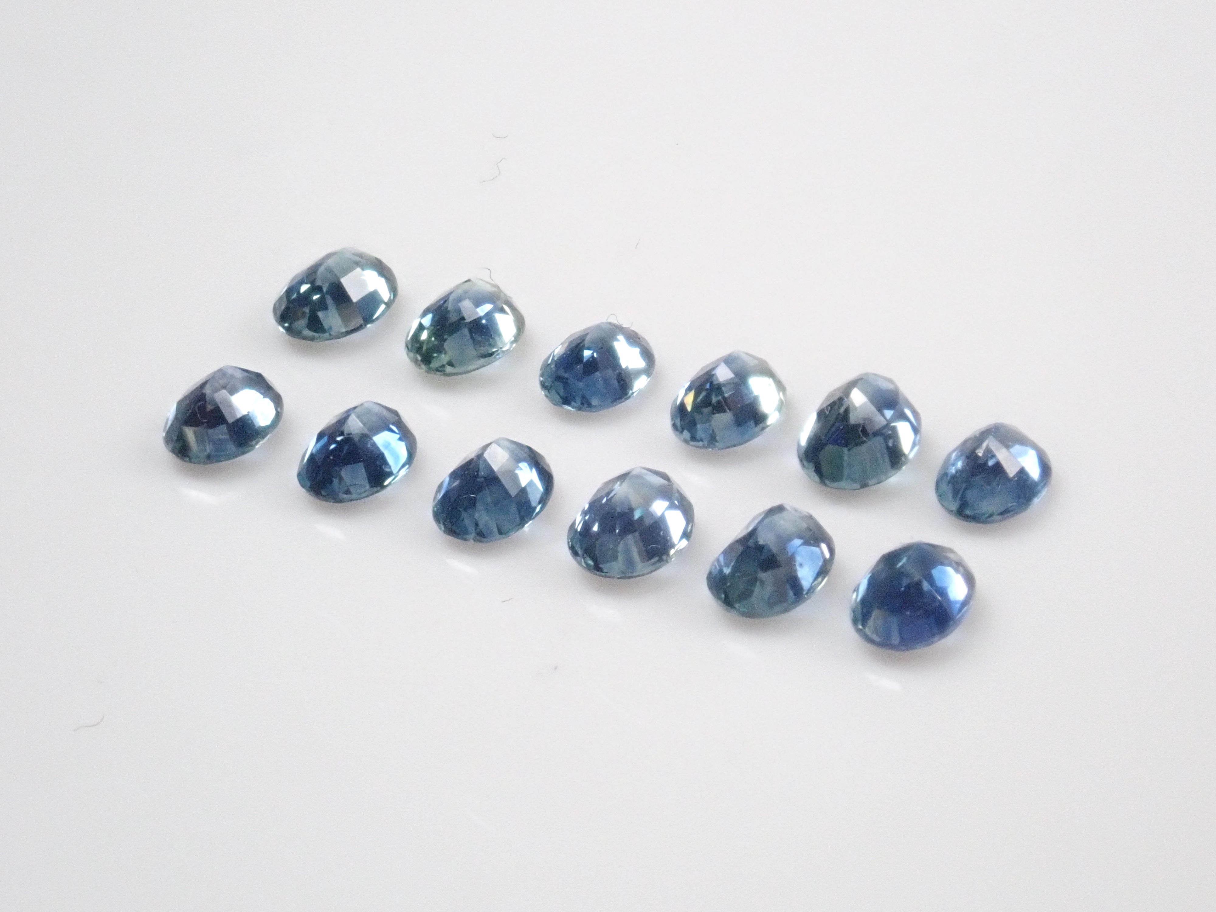 Limited to 12 stones Sapphire Gacha💎 Montana sapphire 1 loose stone (green-blue, 3 x 4 mm) Multiple purchase discounts available 