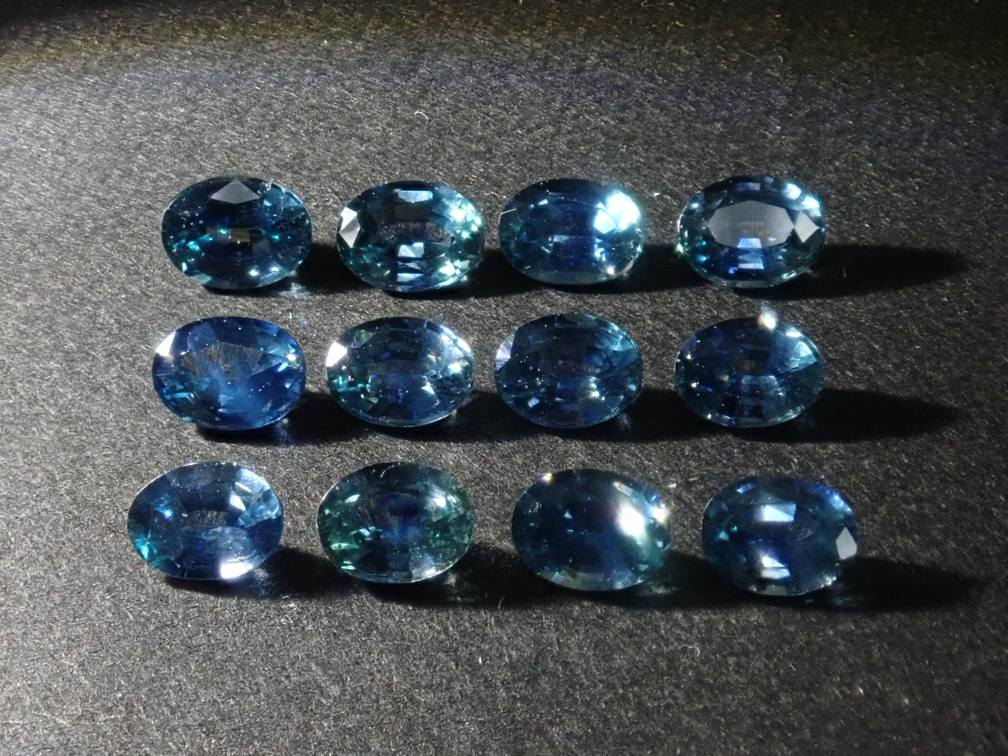 【限量12顆】藍寶石扭蛋💎蒙大拿藍寶石1顆散裝（綠藍色，3 x 4mm）【多買有折扣】 