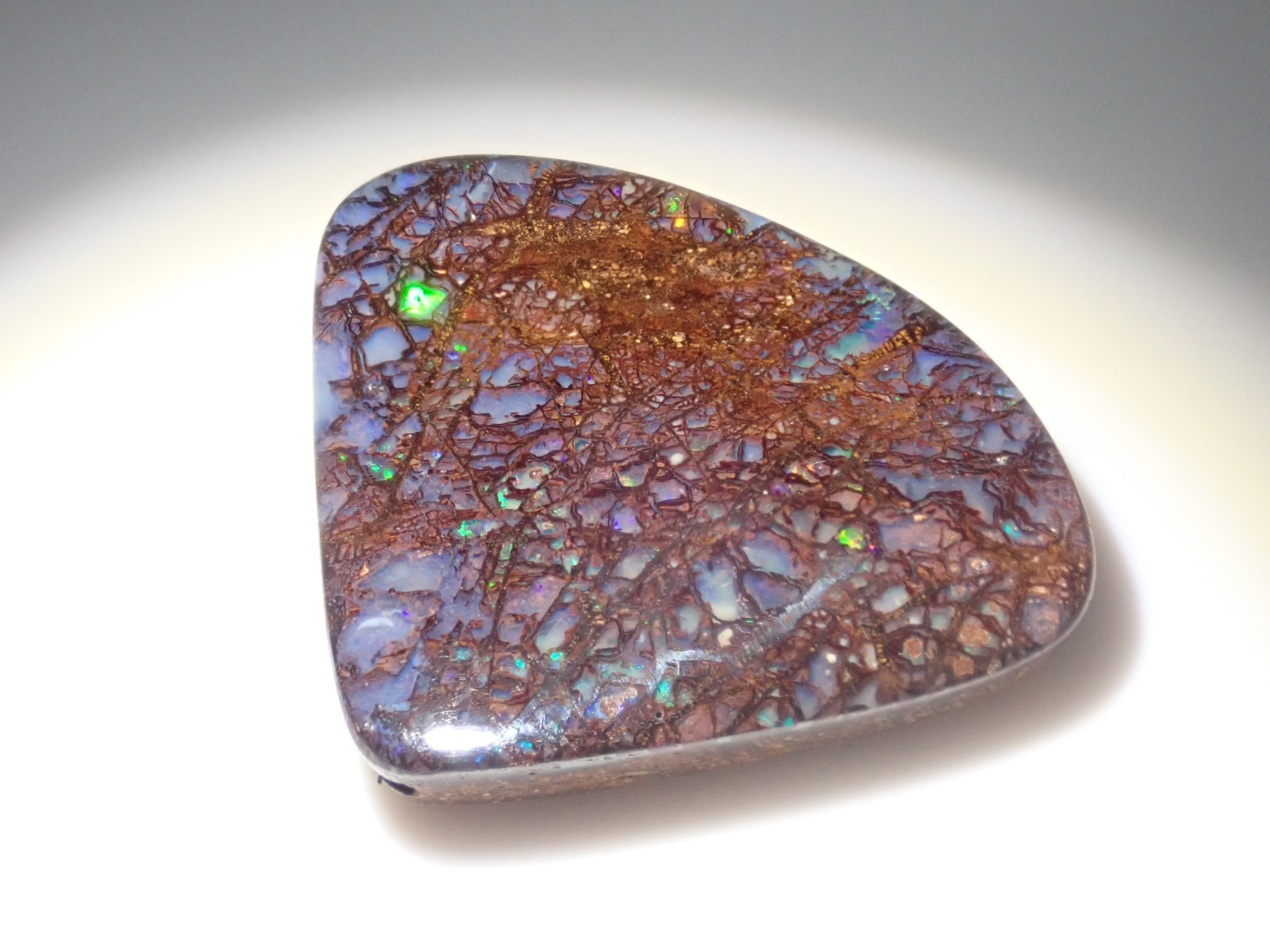 [On sale from 10/18 at 22:00] [Limited to 12 stones] 1 loose iron opal from Australia (average 28ct, October birthstone opal) [Multiple purchase discounts available] 