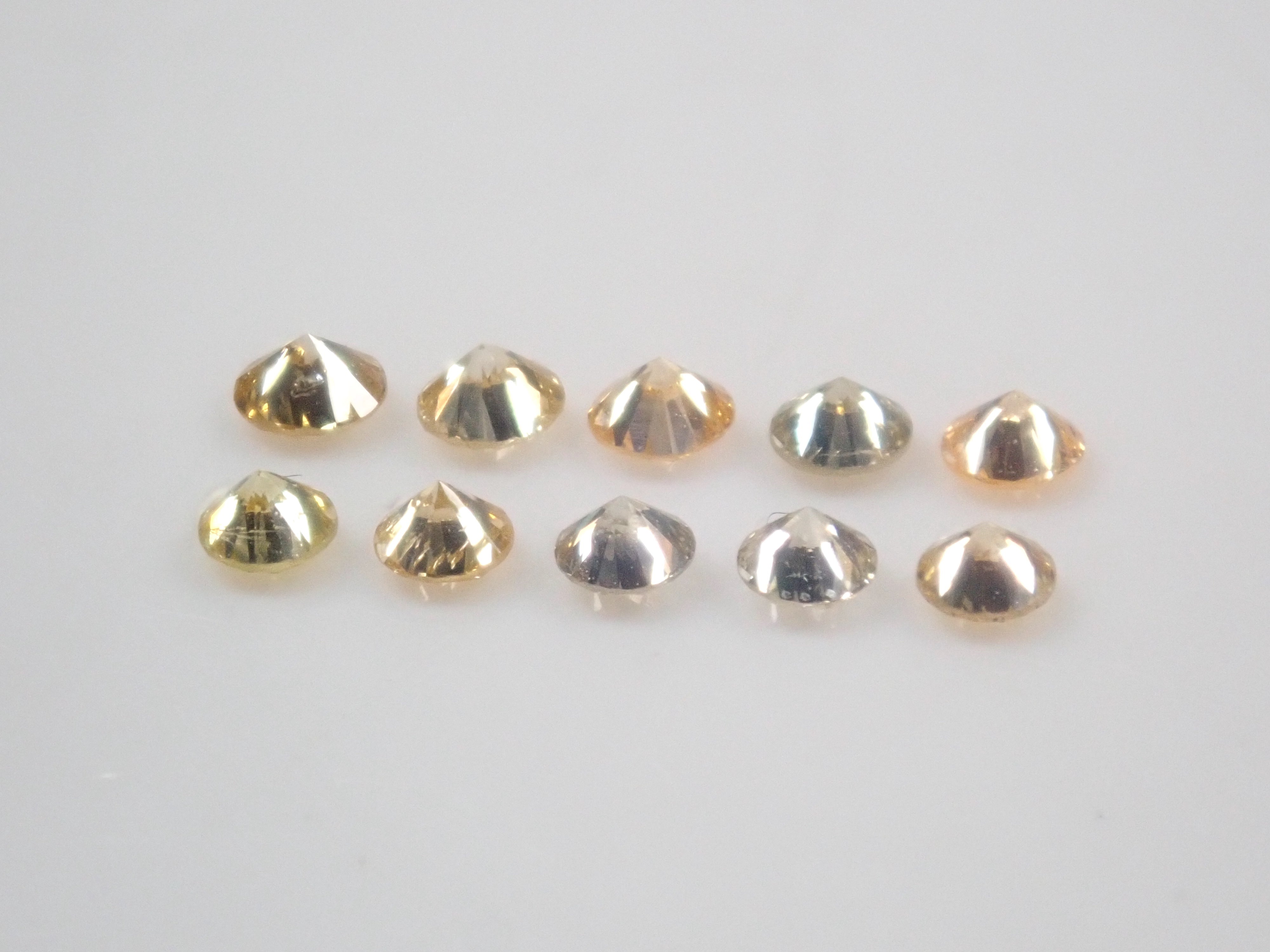 【1/25 22時販売】《限定13石》通常32,800円の0.16ct FANCY VIVIDカラー（中宝ソーティング付）も含む イエローダイヤモンドガチャ1石ルース《複数購入割引有》