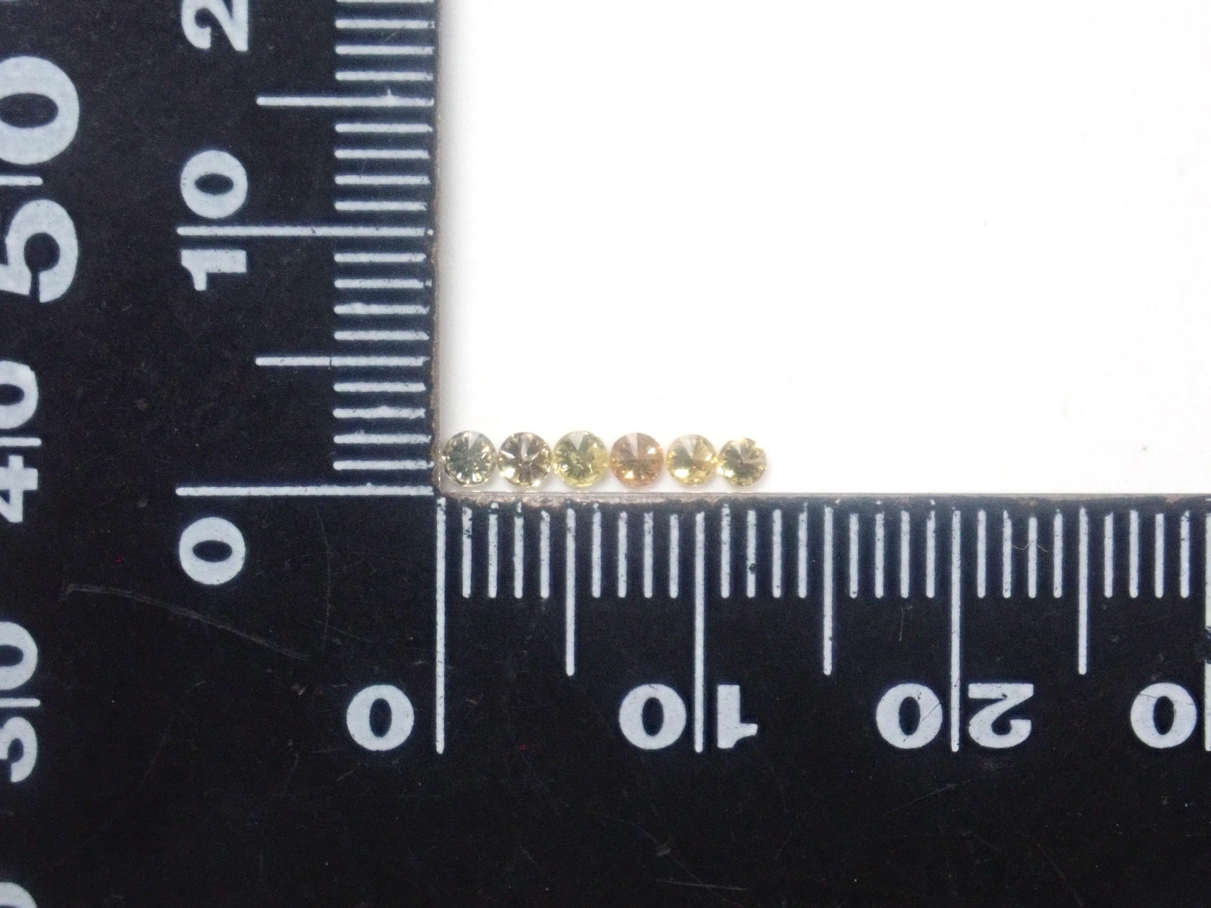 【7/26 22時販売】《限定16石》通常55,800円の0.706ct FANCY DEEP ORANGY YELLOW含むイエローダイヤガチャ《複数購入割引有》