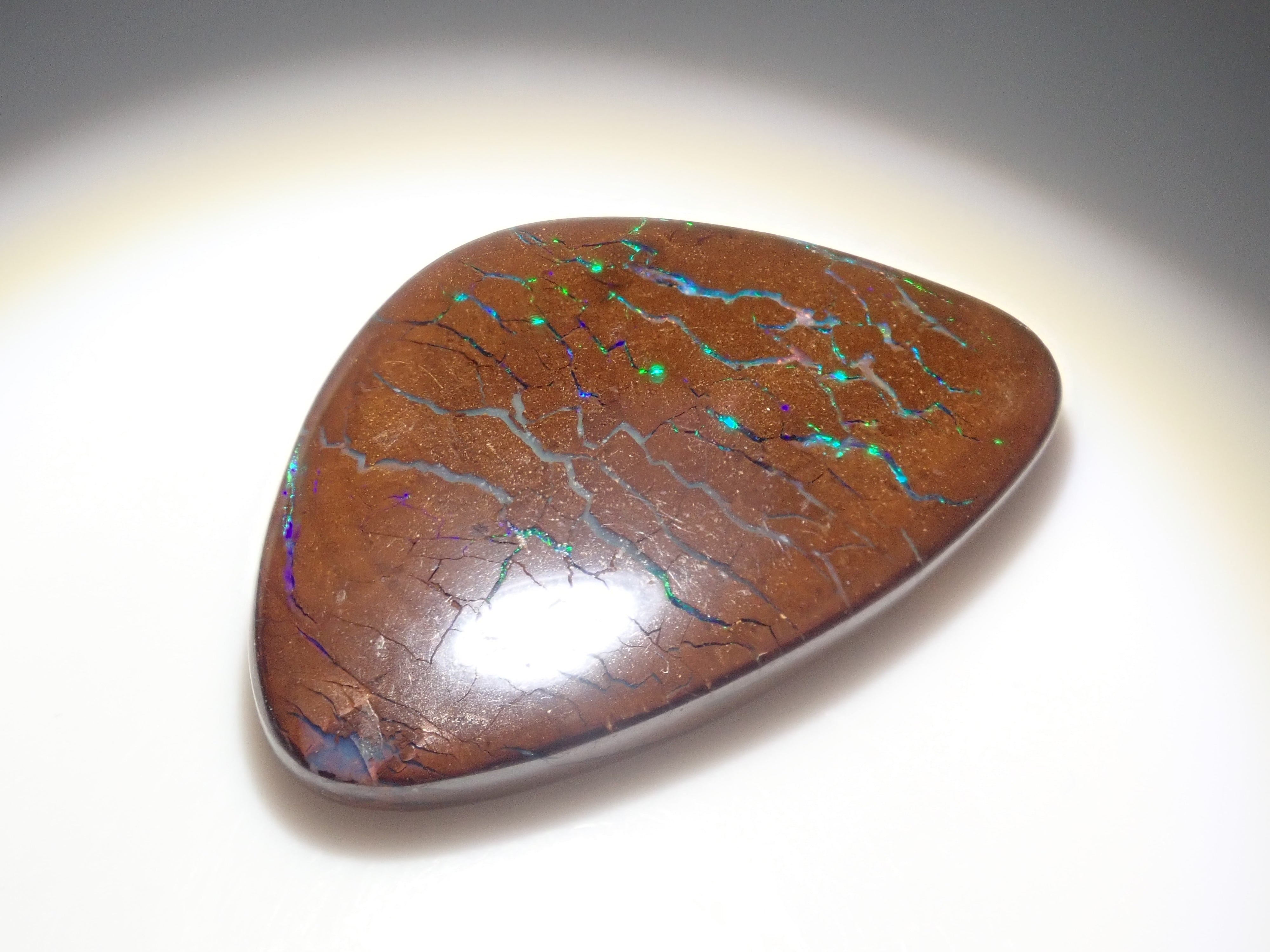 [On sale from 10/18 at 22:00] [Limited to 12 stones] 1 loose iron opal from Australia (average 28ct, October birthstone opal) [Multiple purchase discounts available] 