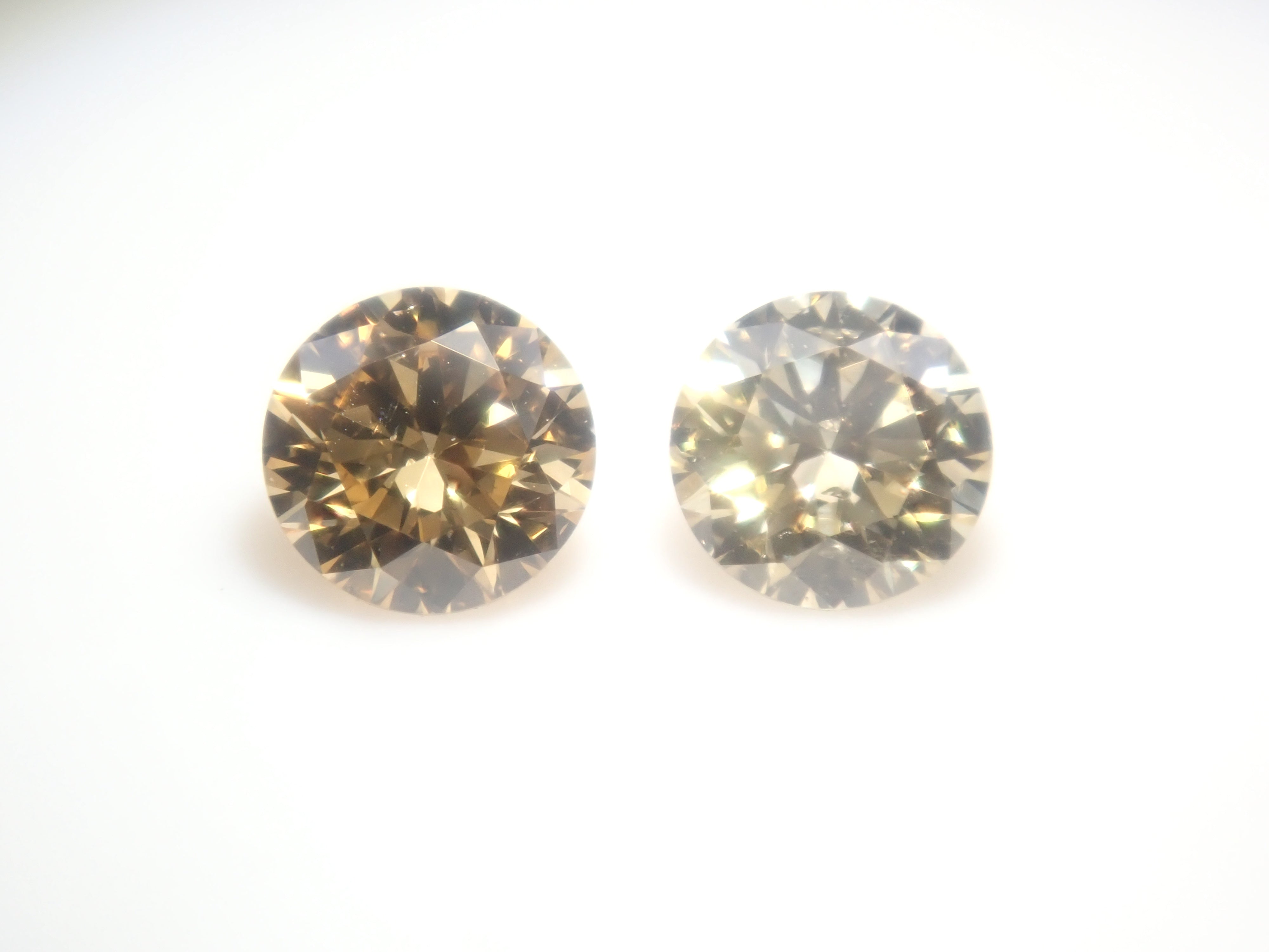 【7/26 22時販売】《限定16石》通常55,800円の0.706ct FANCY DEEP ORANGY YELLOW含むイエローダイヤガチャ《複数購入割引有》