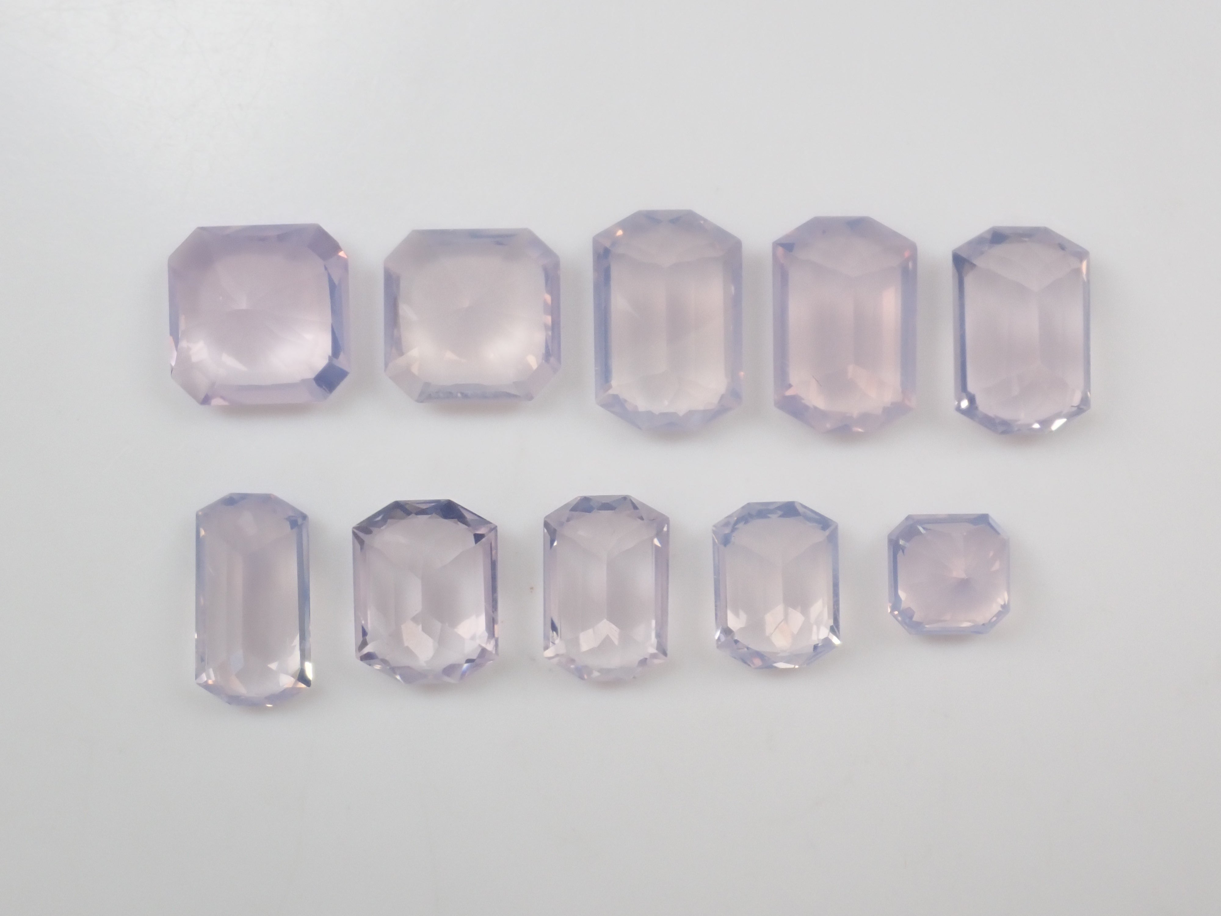 ブラジル産スコロライト（平均3ct）《複数購入割引有》