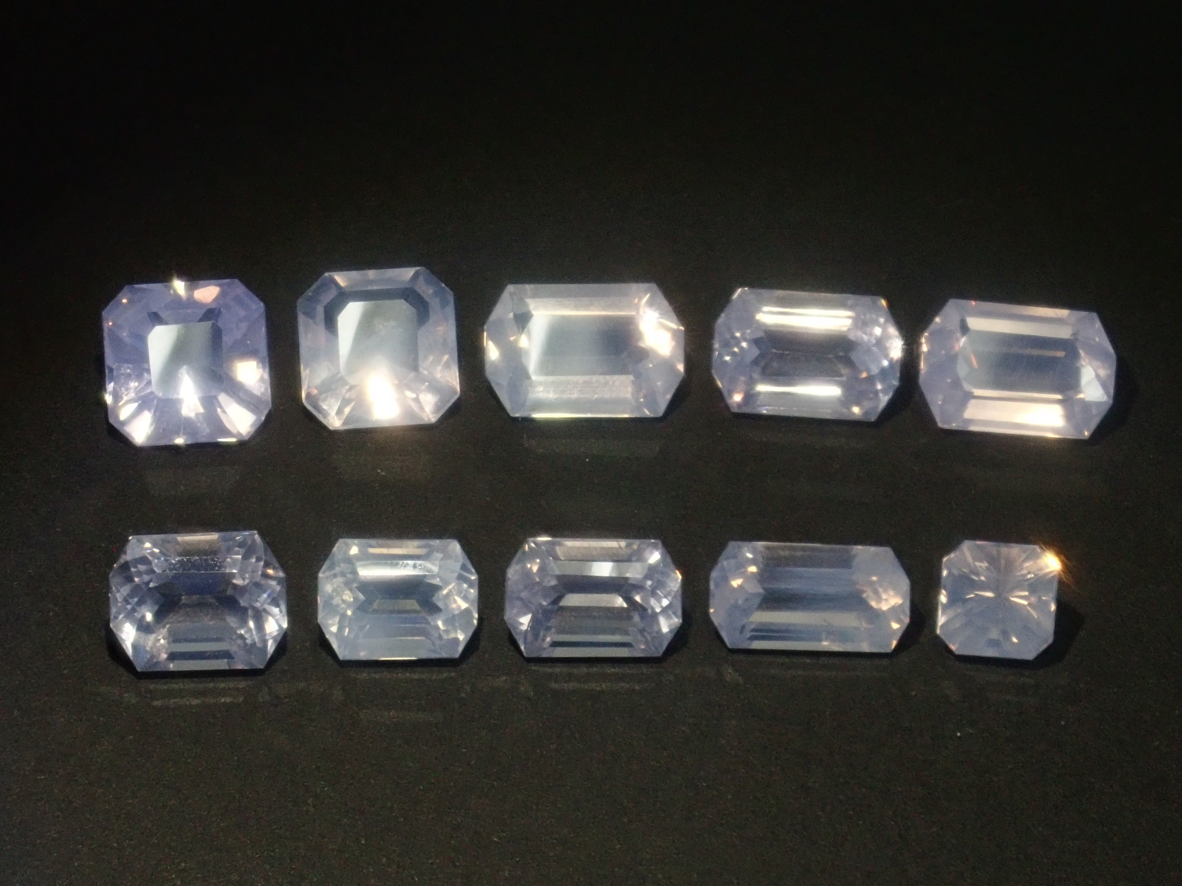 ブラジル産スコロライト（平均3ct）《複数購入割引有》