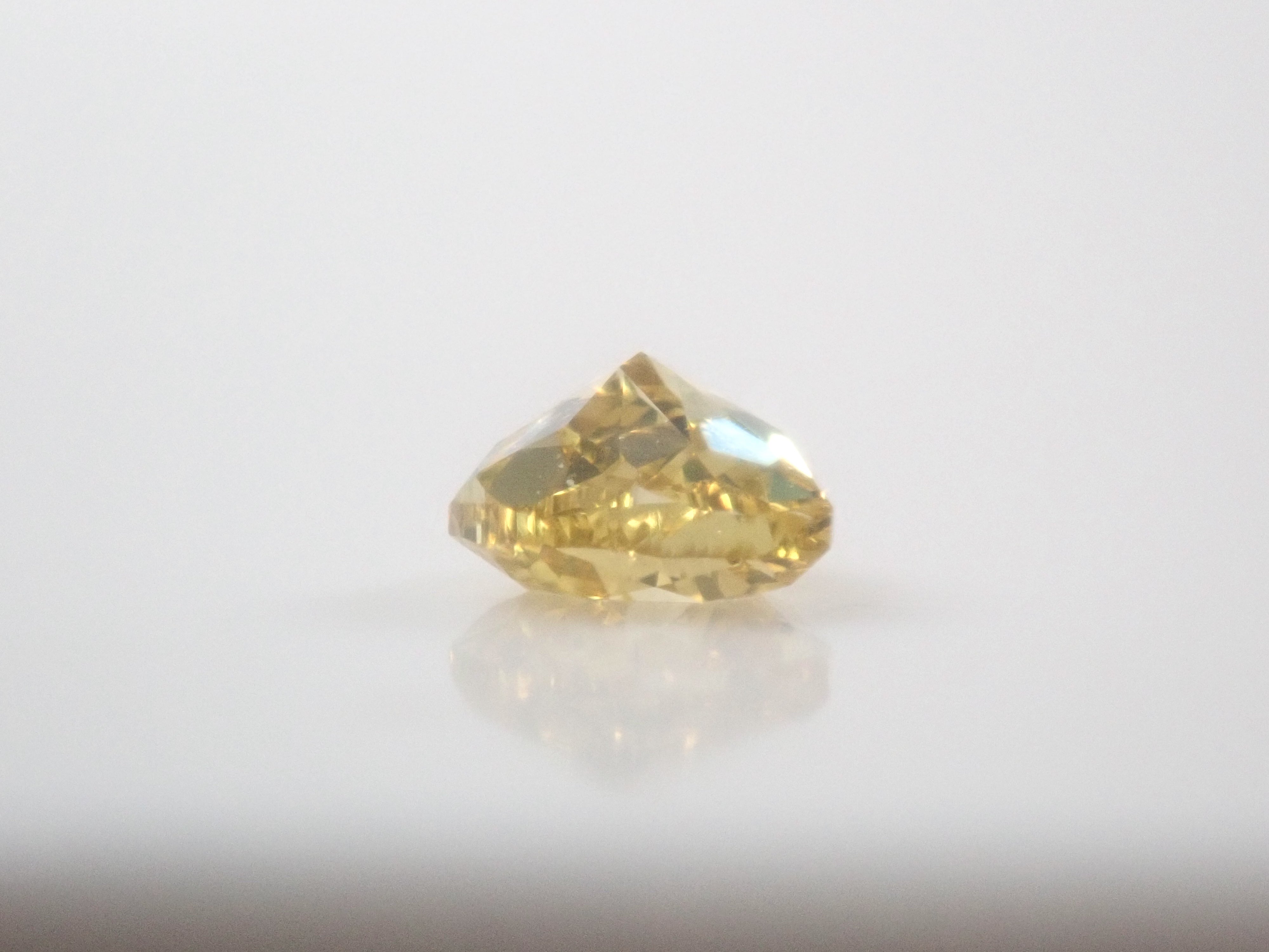 【7/26 22時販売】《限定16石》通常55,800円の0.706ct FANCY DEEP ORANGY YELLOW含むイエローダイヤガチャ《複数購入割引有》